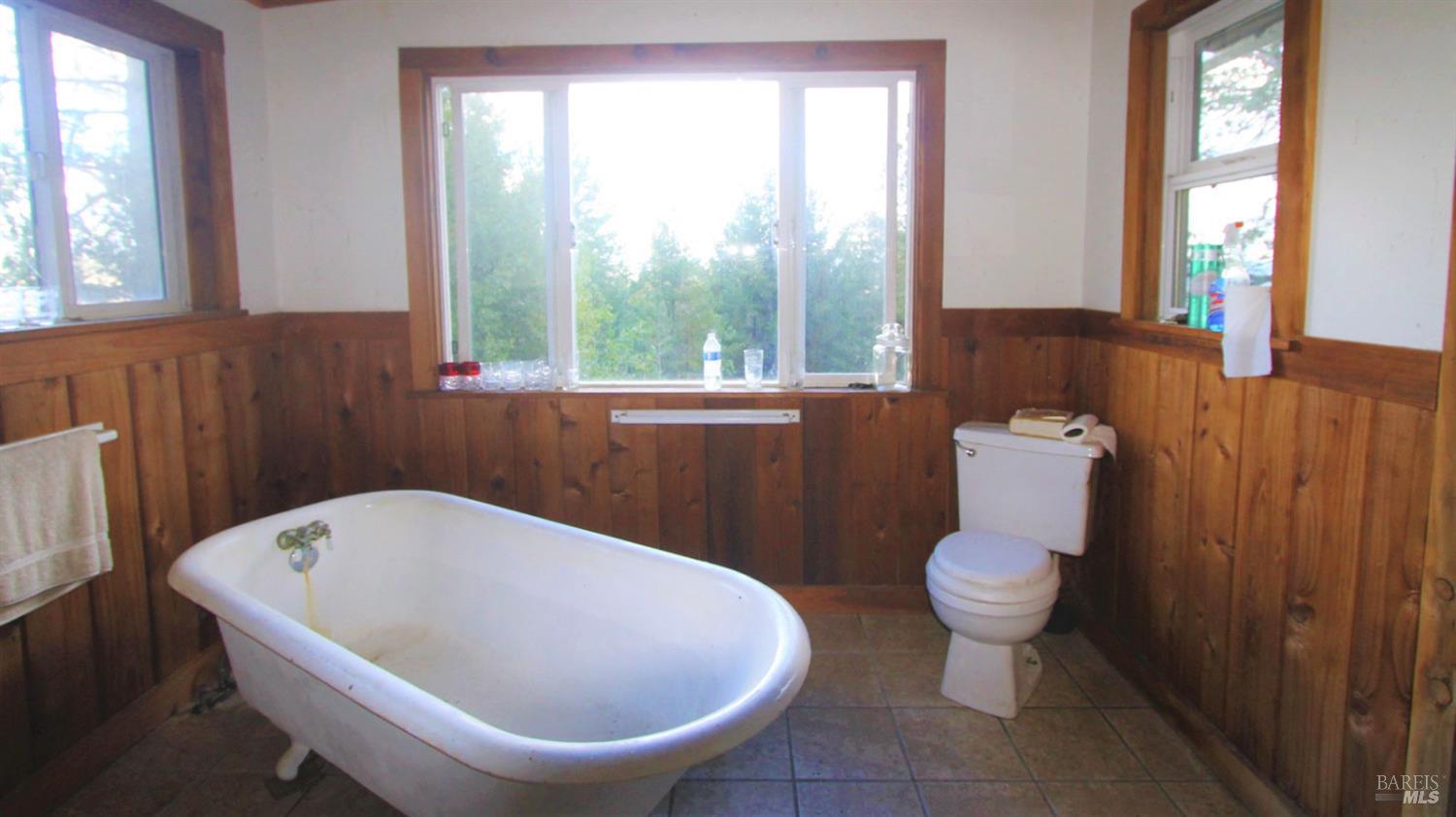 Detail Gallery Image 45 of 60 For 5000 Mohrhardt Ridge Rd, Cazadero,  CA 95421 - 5 Beds | 4 Baths