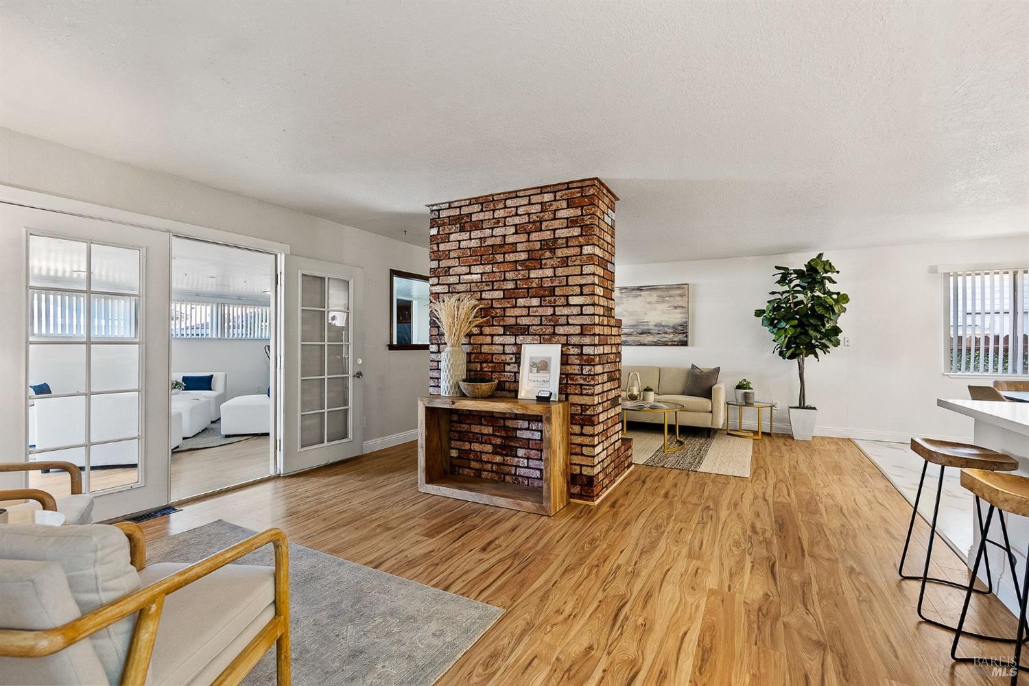 Detail Gallery Image 11 of 34 For 630 Sierra Dr, Dixon,  CA 95620 - 3 Beds | 2 Baths