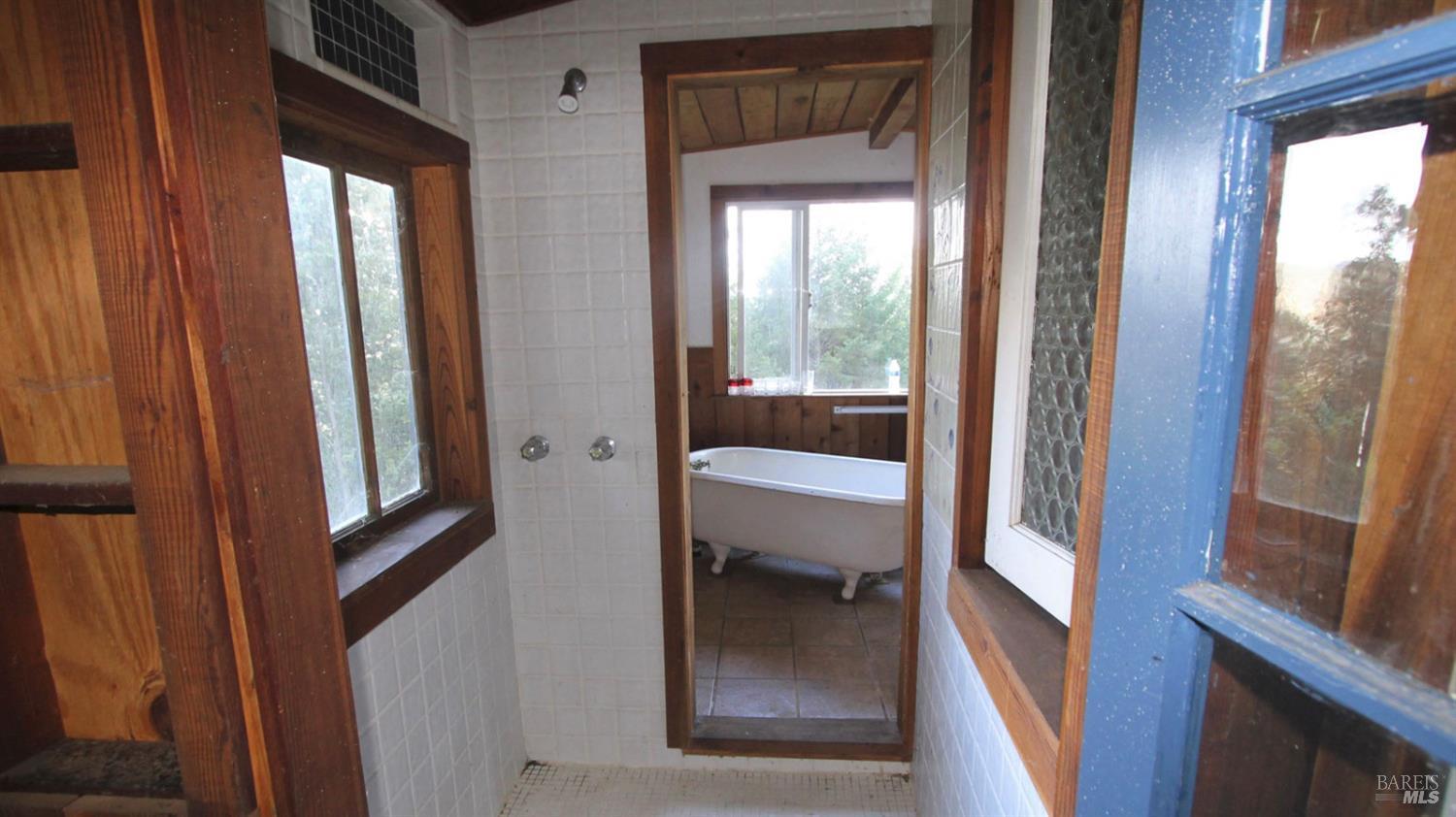 Detail Gallery Image 46 of 60 For 5000 Mohrhardt Ridge Rd, Cazadero,  CA 95421 - 5 Beds | 4 Baths