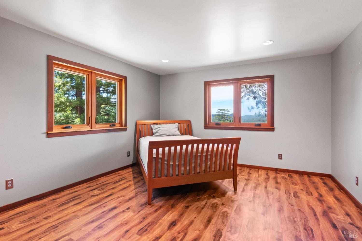 Detail Gallery Image 20 of 72 For 29100 Comptche Ukiah Rd, Comptche,  CA 95427 - 3 Beds | 2 Baths