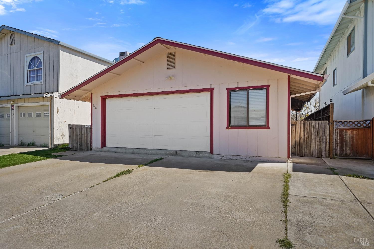 Detail Gallery Image 7 of 49 For 668 Bass Ln, Clearlake Oaks,  CA 95423 - 2 Beds | 1 Baths
