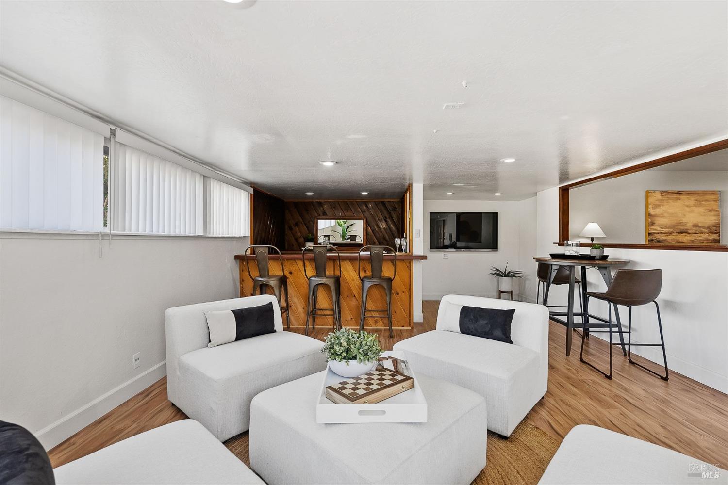Detail Gallery Image 13 of 34 For 630 Sierra Dr, Dixon,  CA 95620 - 3 Beds | 2 Baths