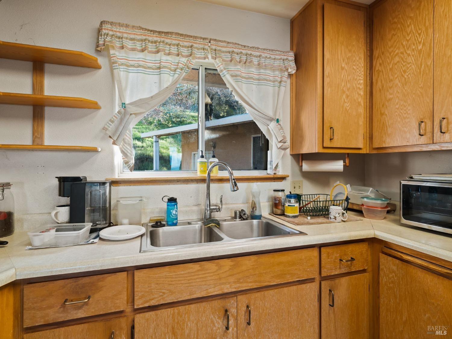 Detail Gallery Image 11 of 61 For 4950 Bartlett Springs Rd, Nice,  CA 95464 - 3 Beds | 2 Baths