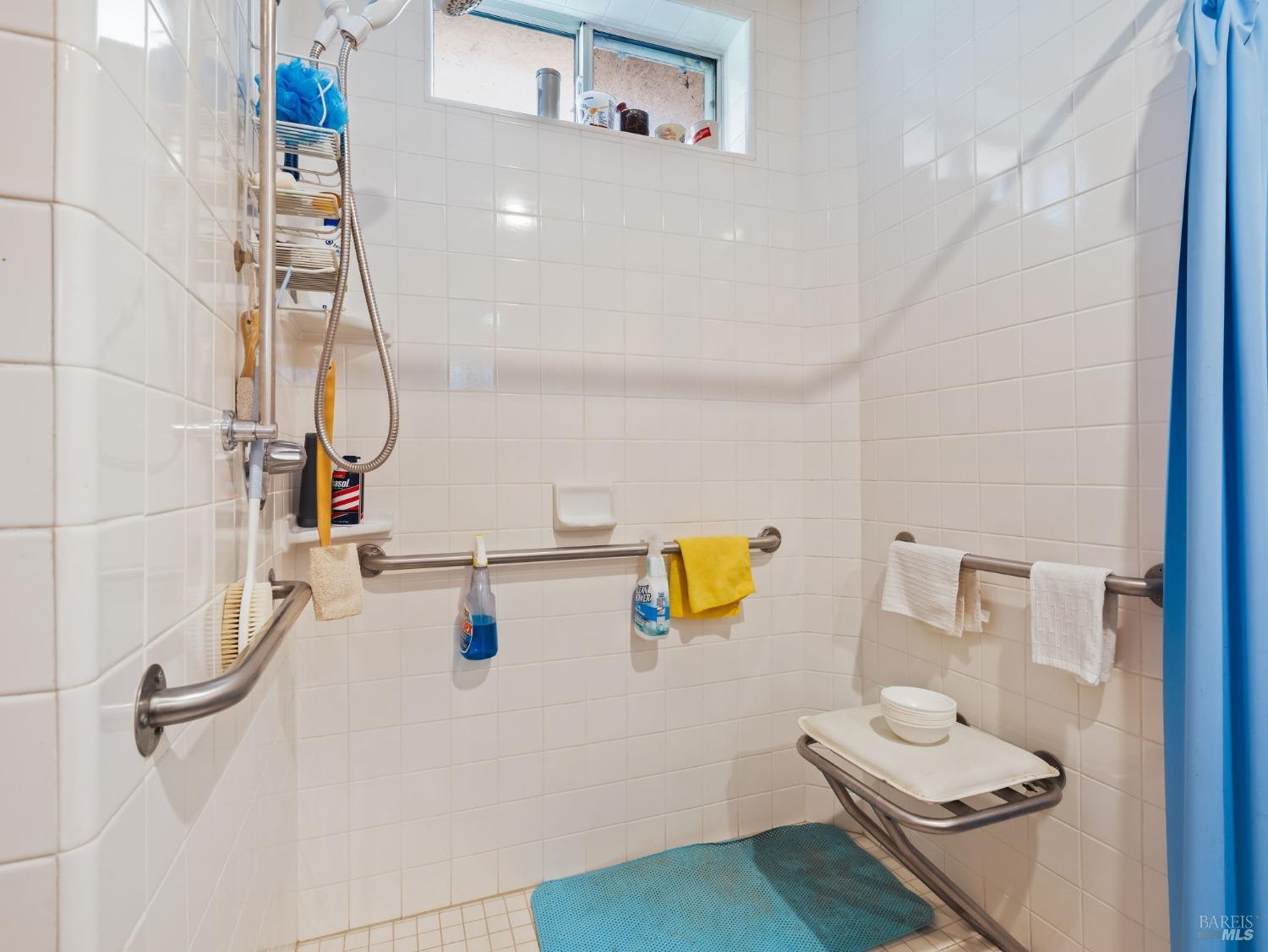 Detail Gallery Image 33 of 61 For 4950 Bartlett Springs Rd, Nice,  CA 95464 - 3 Beds | 2 Baths