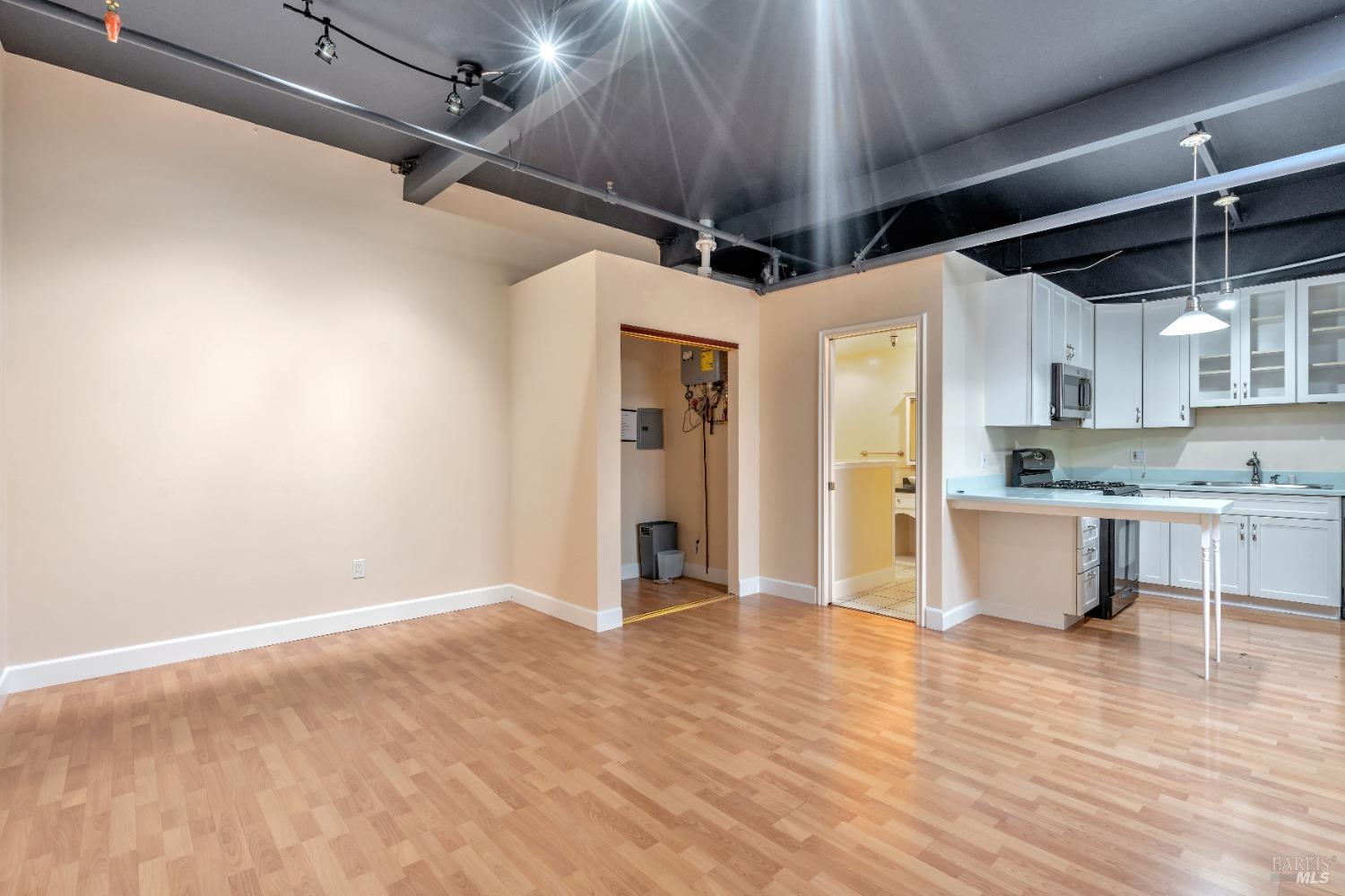 Detail Gallery Image 21 of 32 For 74 Digital Dr #11,  Novato,  CA 94949 - – Beds | – Baths