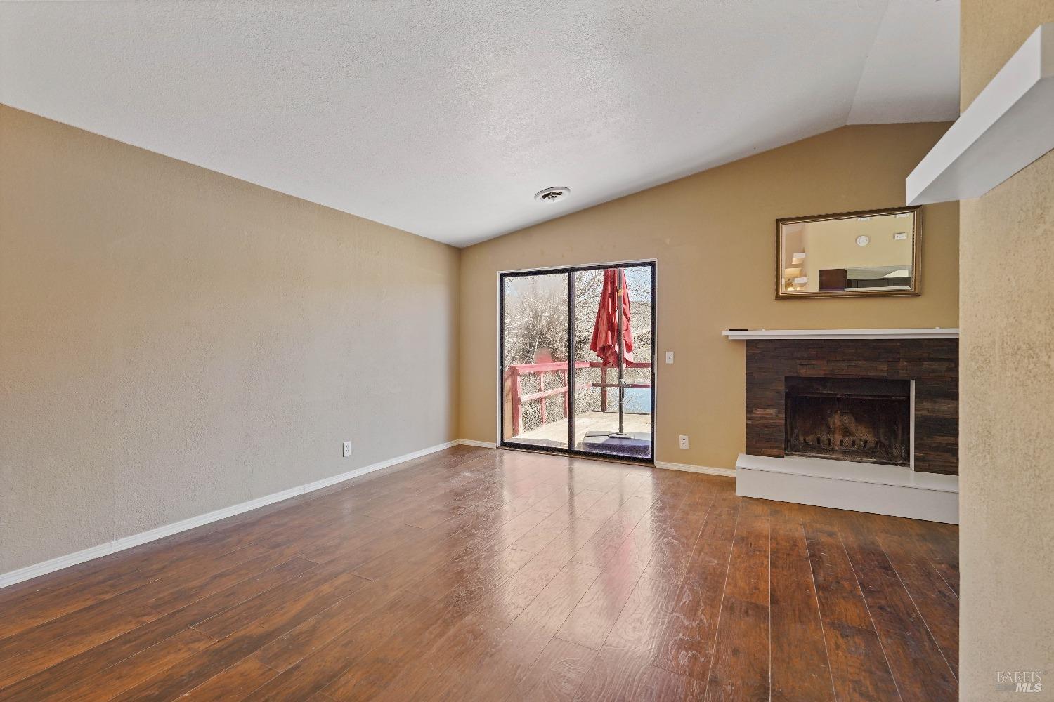 Detail Gallery Image 18 of 49 For 668 Bass Ln, Clearlake Oaks,  CA 95423 - 2 Beds | 1 Baths