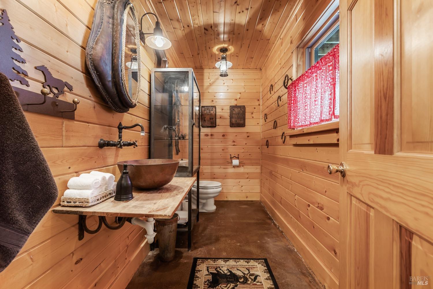 Detail Gallery Image 21 of 34 For 7780 Beckwourth Peak Rd, Portola,  CA 96122 - 3 Beds | 2/1 Baths