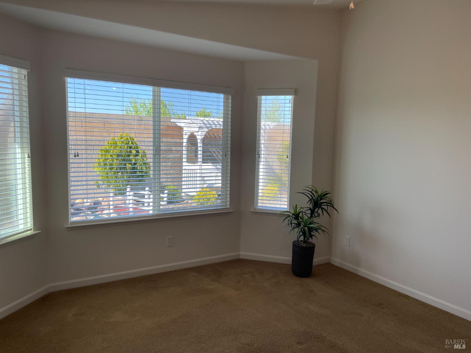 Detail Gallery Image 23 of 46 For 501 Three Rivers Ct, Rio Vista,  CA 94571 - 2 Beds | 2 Baths