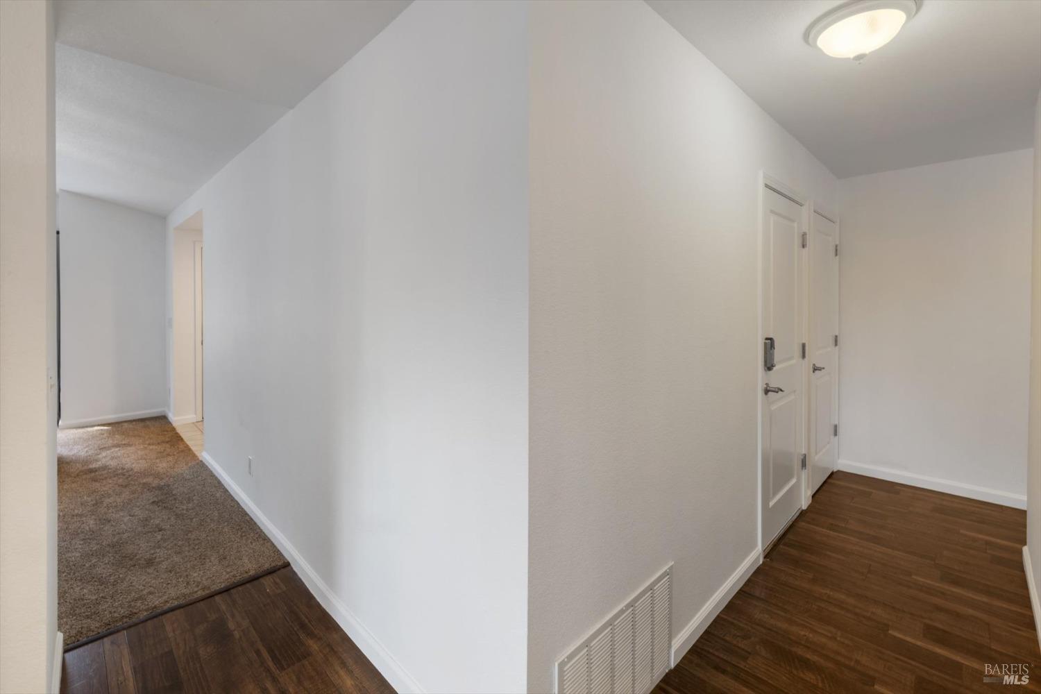 Detail Gallery Image 12 of 41 For 1880 Quail Meadows Cir, Vacaville,  CA 95687 - 3 Beds | 2 Baths