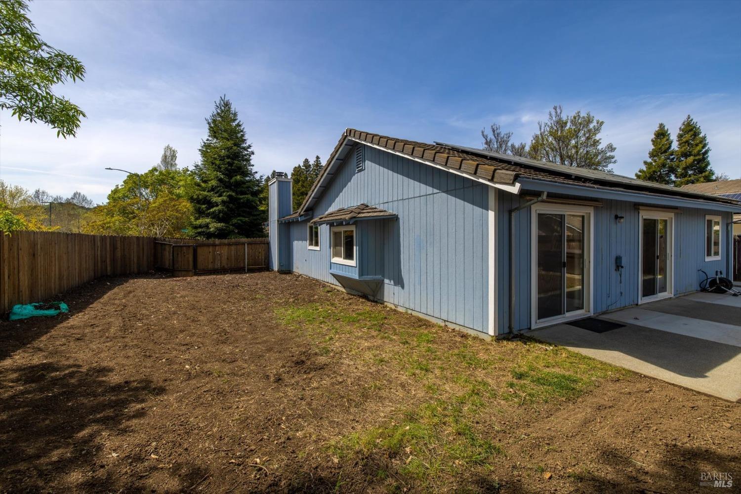 Detail Gallery Image 31 of 41 For 1880 Quail Meadows Cir, Vacaville,  CA 95687 - 3 Beds | 2 Baths