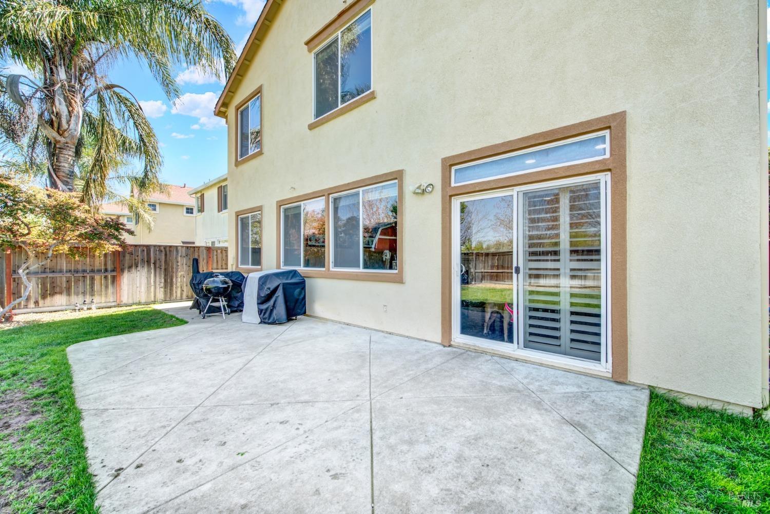 Detail Gallery Image 55 of 59 For 2518 Freitas Way, Fairfield,  CA 94533 - 5 Beds | 3 Baths