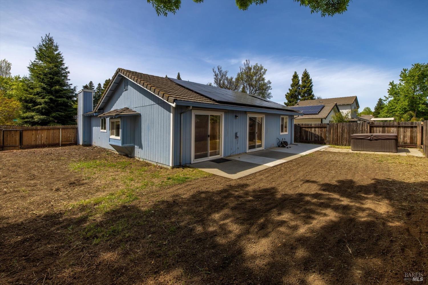 Detail Gallery Image 30 of 41 For 1880 Quail Meadows Cir, Vacaville,  CA 95687 - 3 Beds | 2 Baths