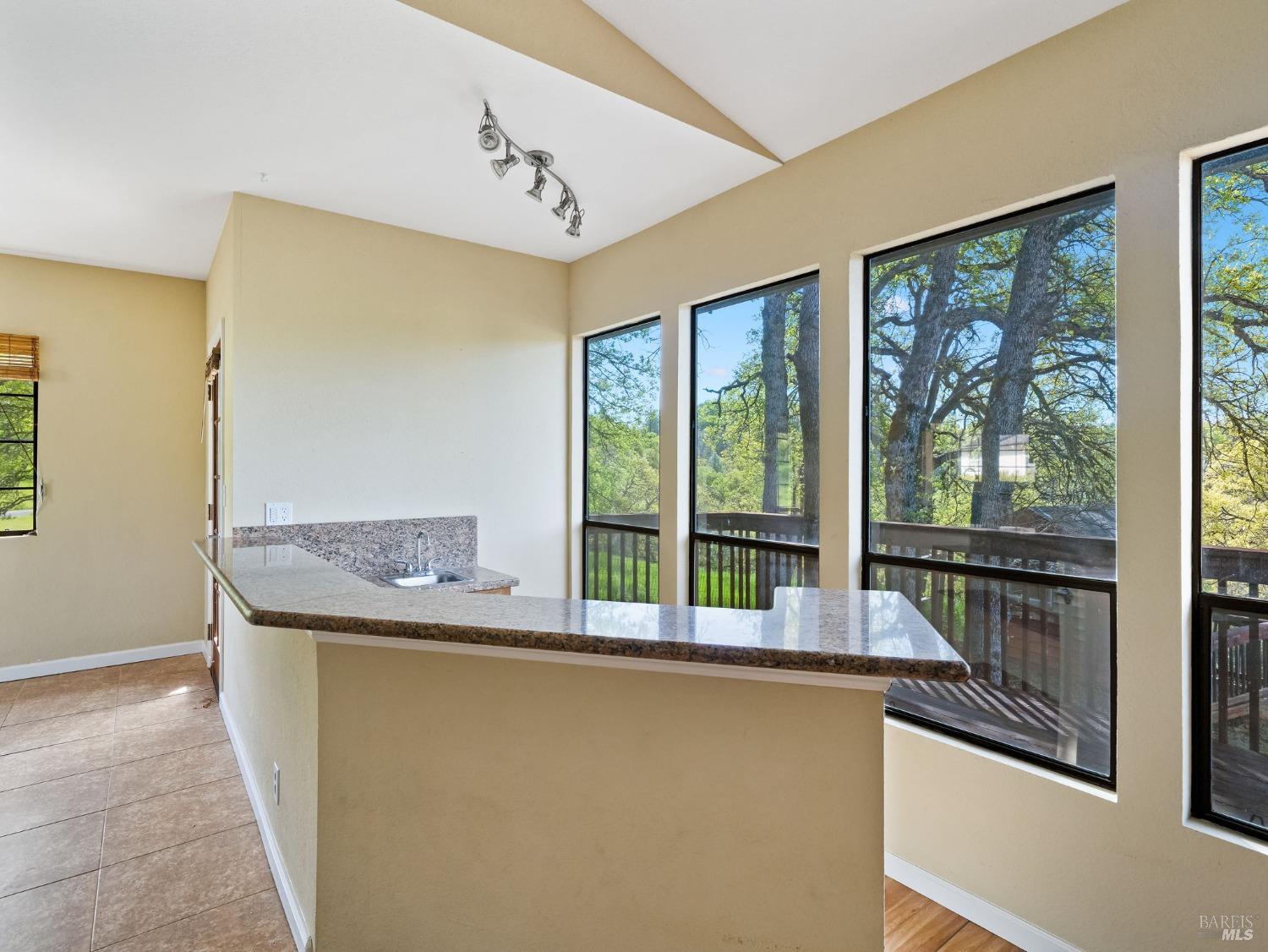 Detail Gallery Image 12 of 47 For 19705 Powder Horn Rd, Hidden Valley Lake,  CA 95467 - 3 Beds | 2 Baths