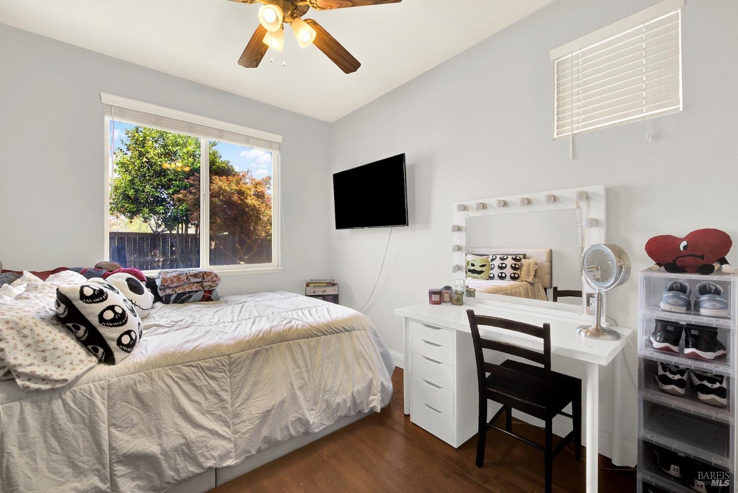 Detail Gallery Image 24 of 59 For 2518 Freitas Way, Fairfield,  CA 94533 - 5 Beds | 3 Baths