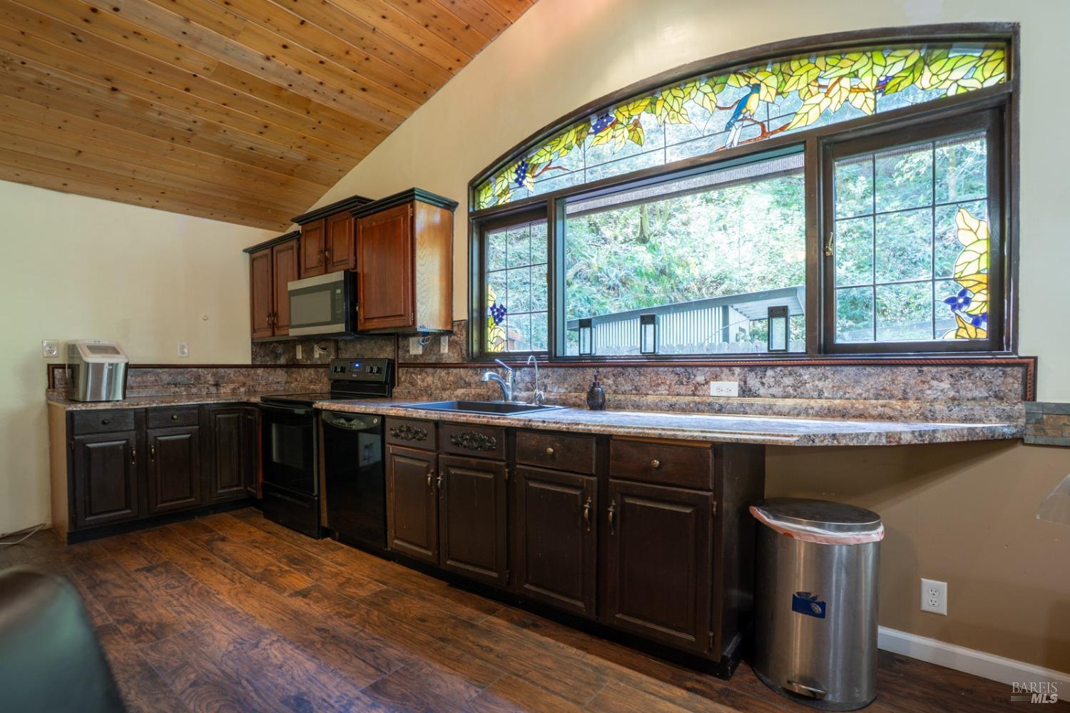 Detail Gallery Image 2 of 69 For 780 E Austin Creek Rd, Cazadero,  CA 95421 - 2 Beds | 1 Baths