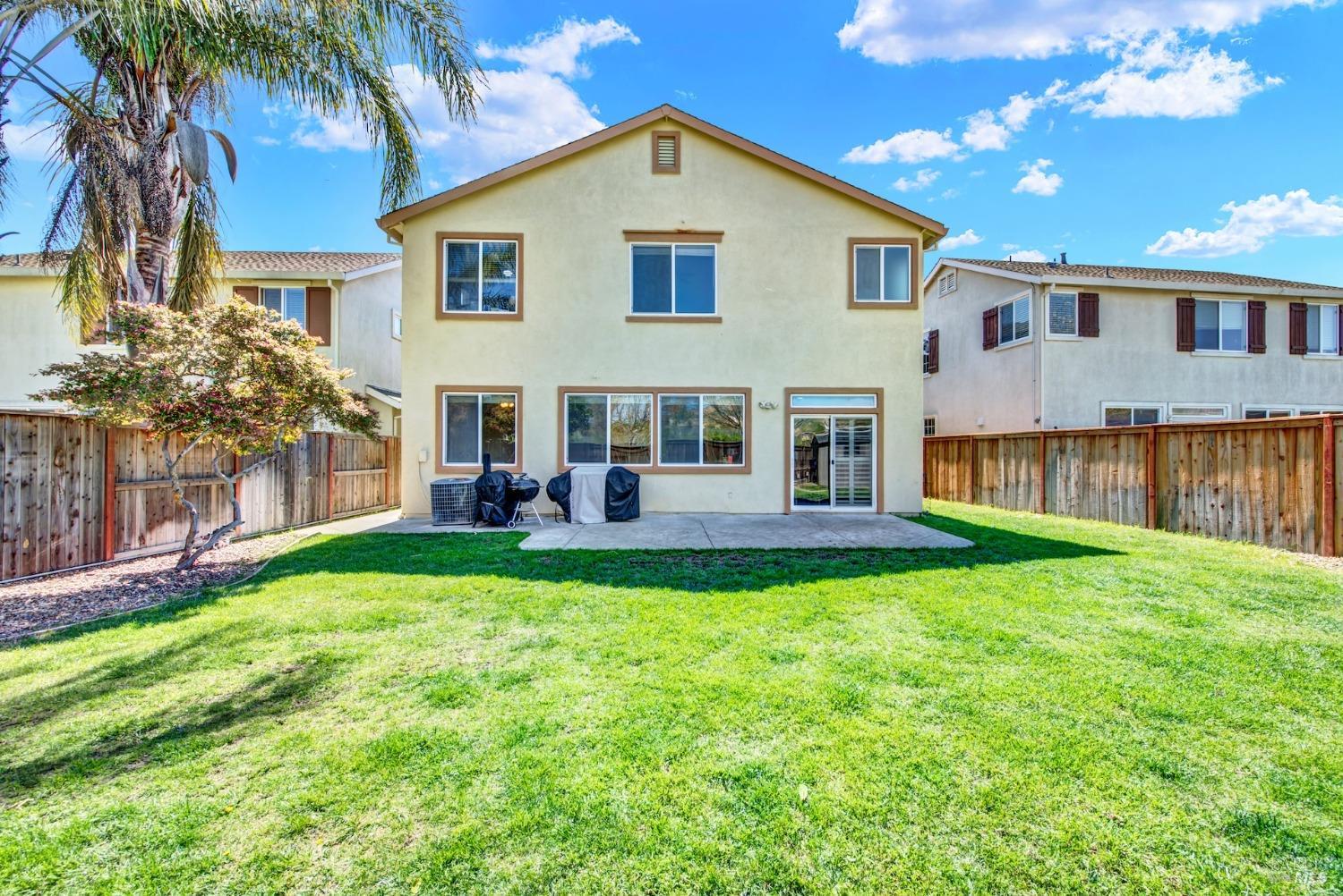 Detail Gallery Image 51 of 59 For 2518 Freitas Way, Fairfield,  CA 94533 - 5 Beds | 3 Baths