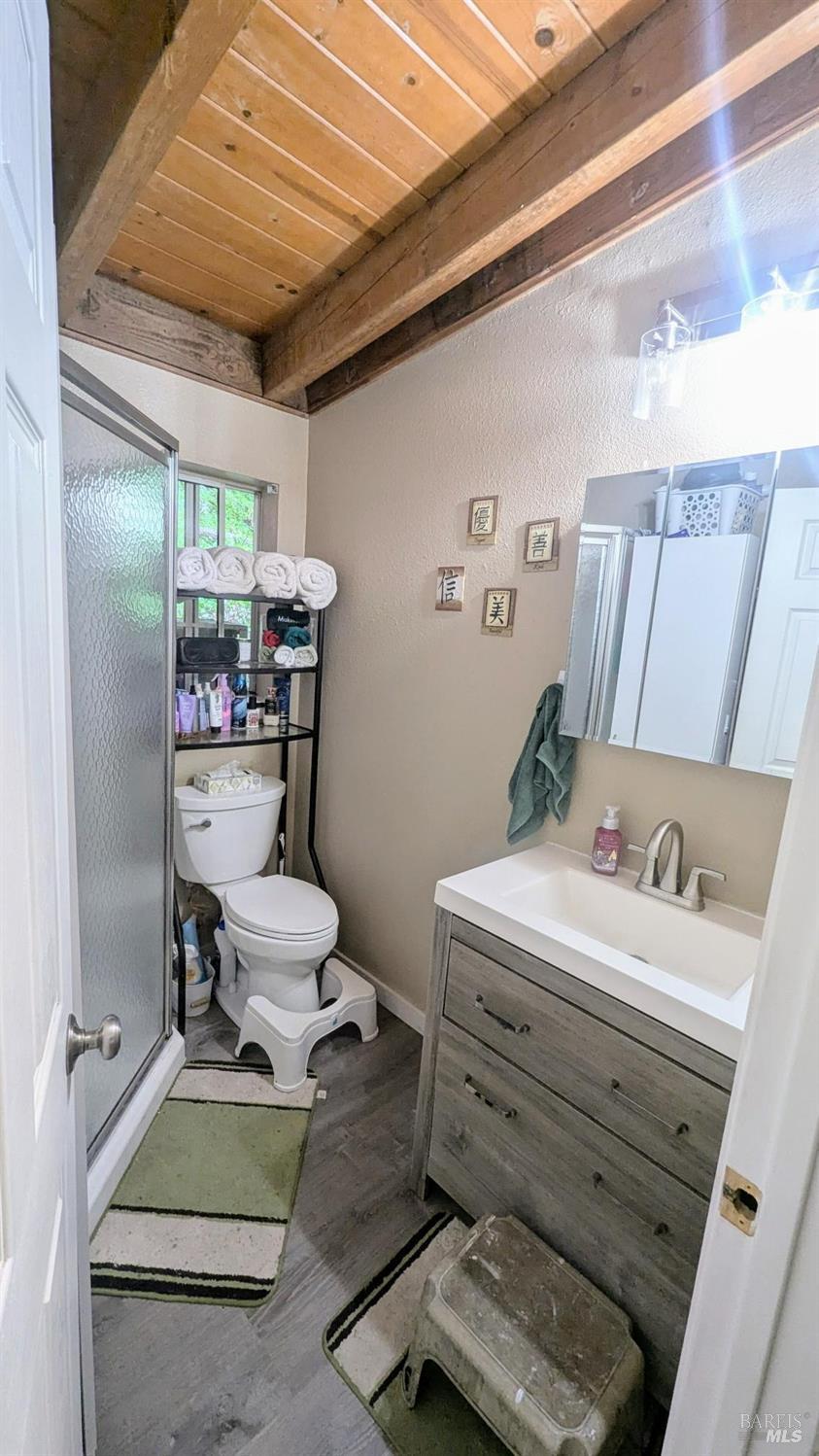 Detail Gallery Image 8 of 11 For 10817 Ogburn Ln, Forestville,  CA 95436 - 2 Beds | 1 Baths