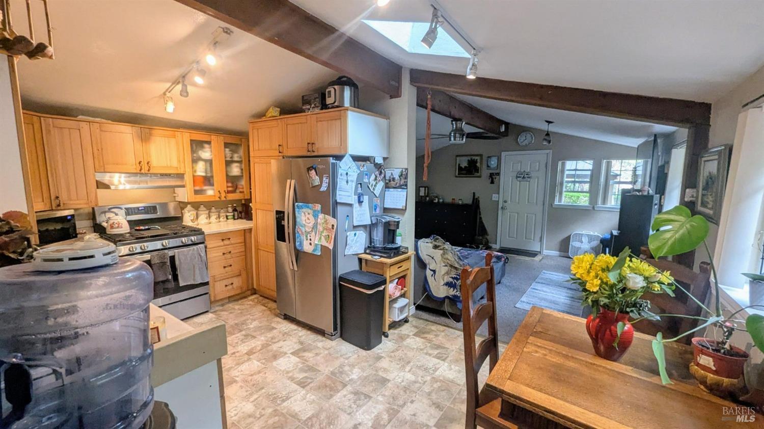 Detail Gallery Image 9 of 11 For 10817 Ogburn Ln, Forestville,  CA 95436 - 2 Beds | 1 Baths