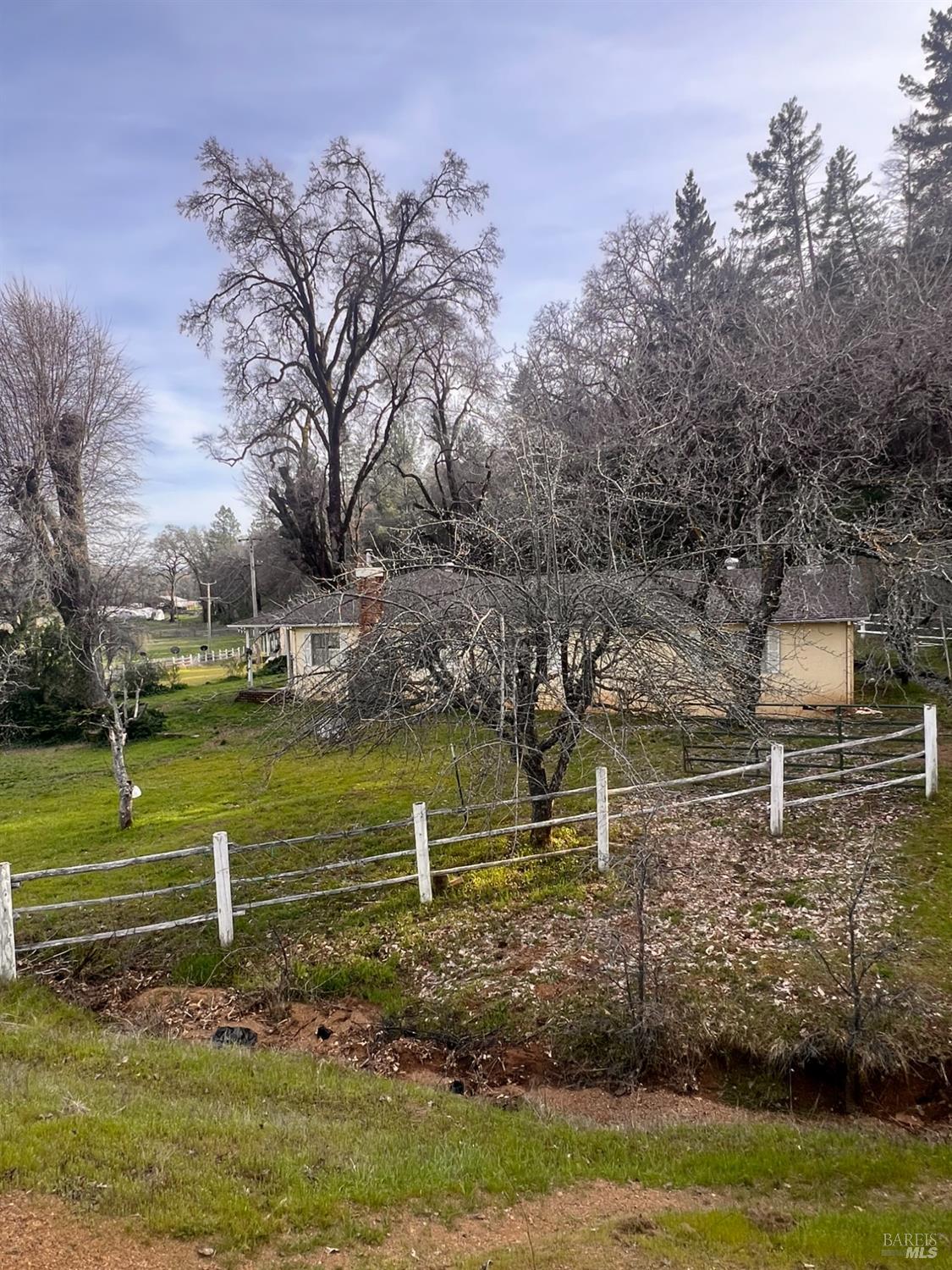 Detail Gallery Image 15 of 32 For 78951 Zenia Rd, Covelo,  CA 95428 - 3 Beds | 1/1 Baths