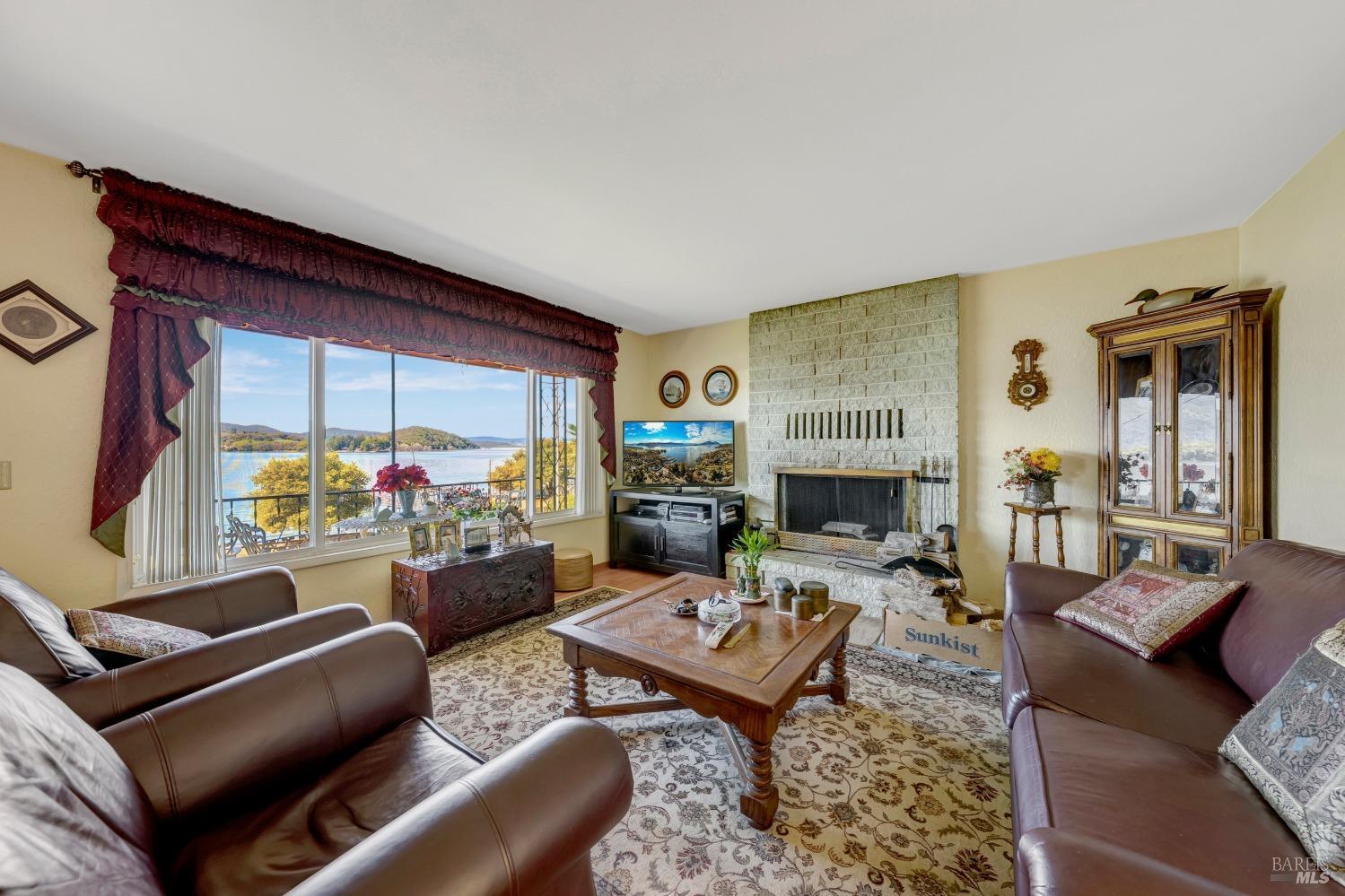 Detail Gallery Image 12 of 48 For 9245 Glenhaven Dr, Glenhaven,  CA 95443 - 3 Beds | 1/1 Baths