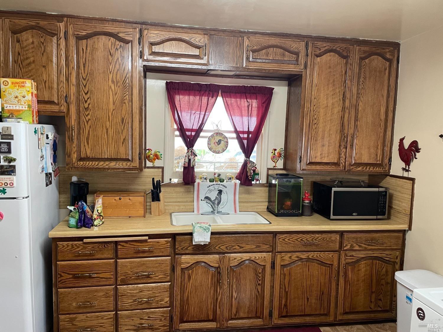 Detail Gallery Image 4 of 10 For 500 Maple Ave, Vallejo,  CA 94591 - 2 Beds | 1 Baths