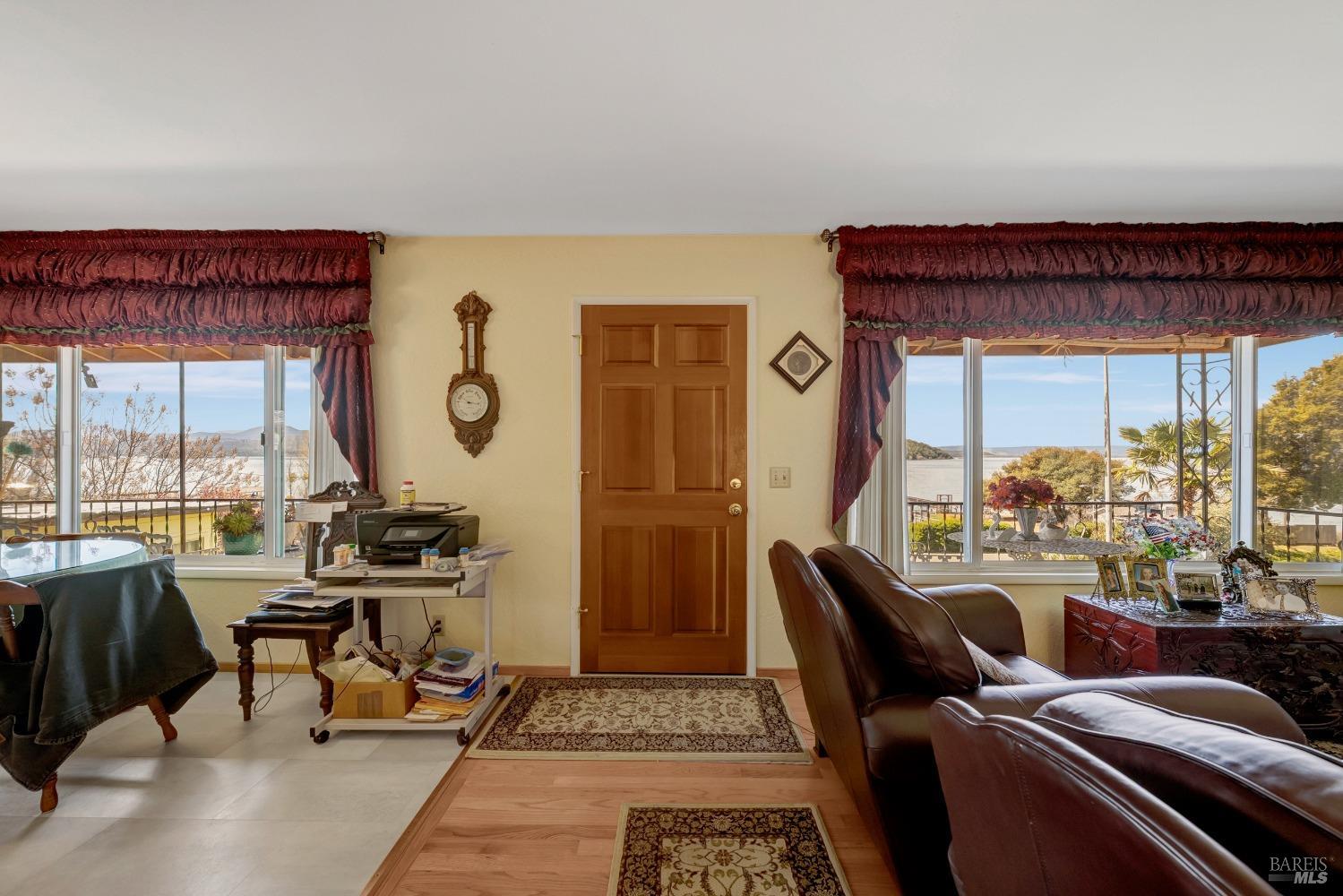 Detail Gallery Image 11 of 48 For 9245 Glenhaven Dr, Glenhaven,  CA 95443 - 3 Beds | 1/1 Baths