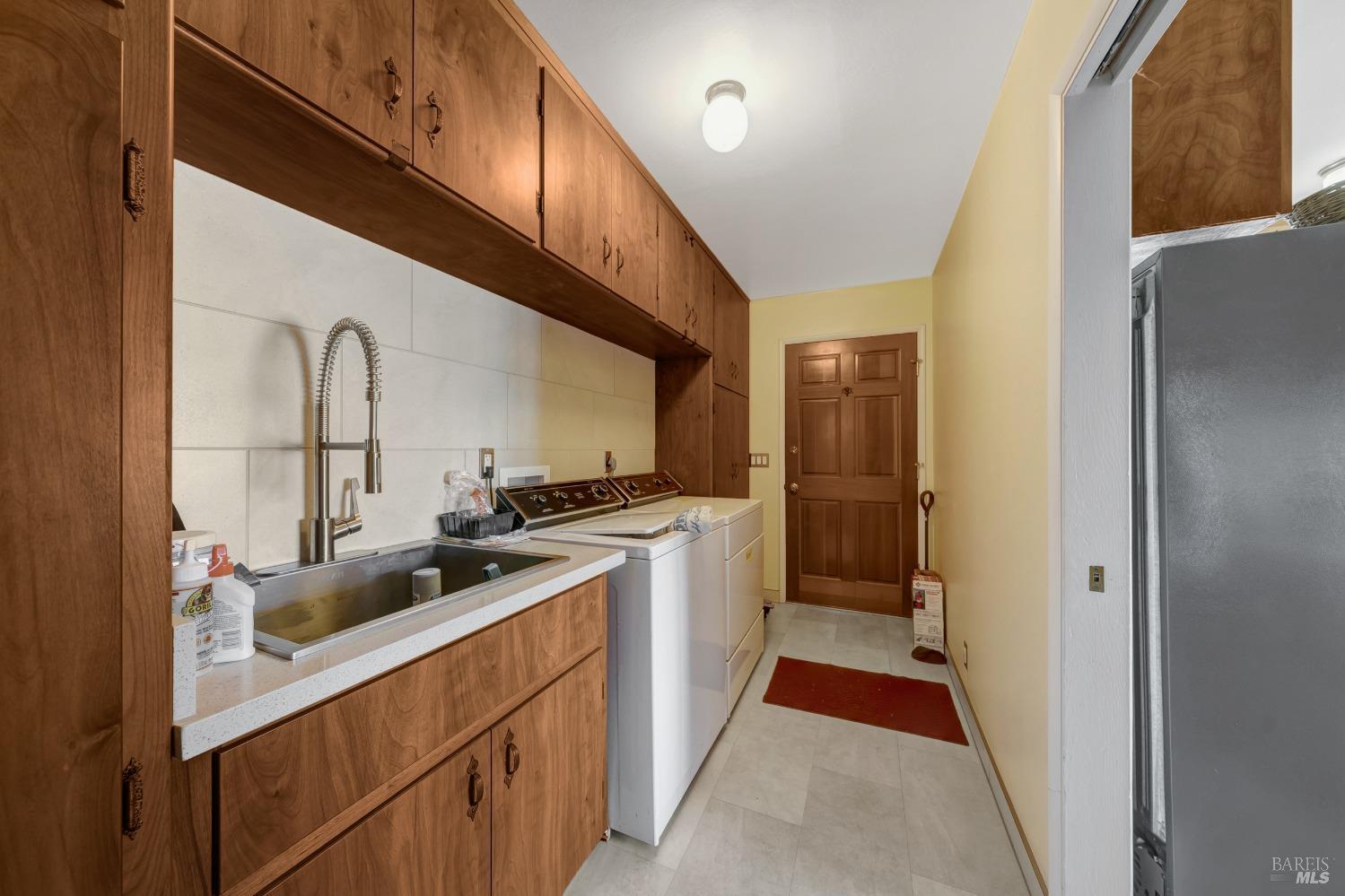 Detail Gallery Image 25 of 48 For 9245 Glenhaven Dr, Glenhaven,  CA 95443 - 3 Beds | 1/1 Baths