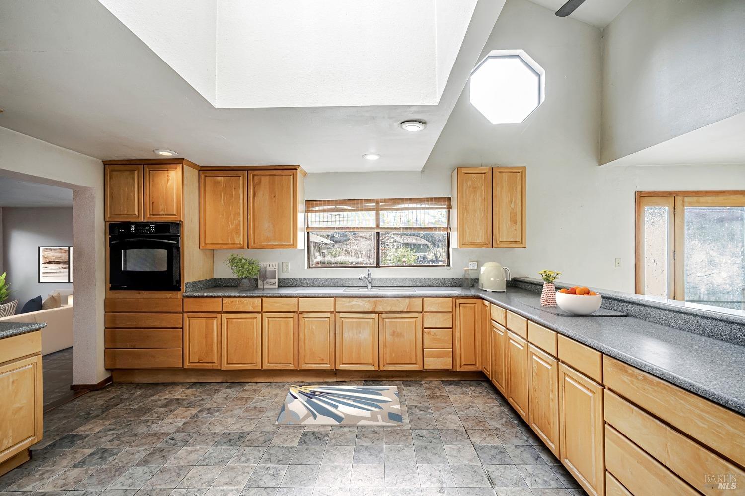 Detail Gallery Image 8 of 33 For 26751 Highway 128 Unkn, Yorkville,  CA 95494 - 2 Beds | 1 Baths