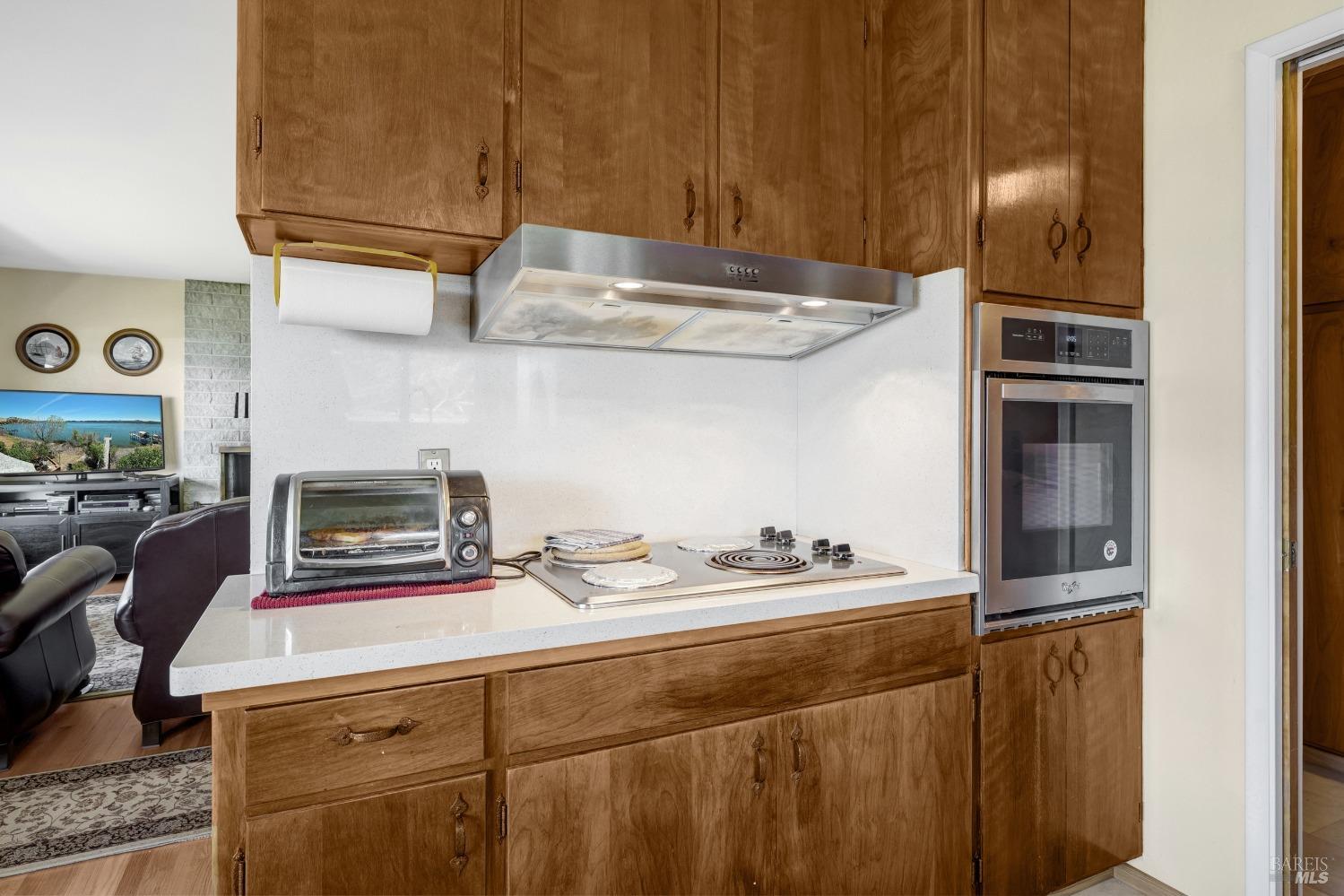 Detail Gallery Image 19 of 48 For 9245 Glenhaven Dr, Glenhaven,  CA 95443 - 3 Beds | 1/1 Baths