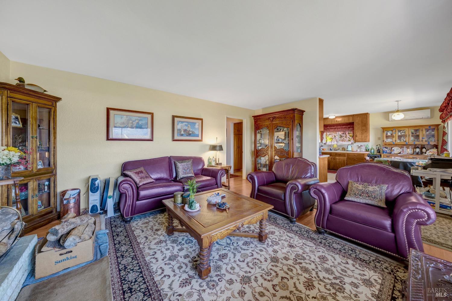Detail Gallery Image 13 of 48 For 9245 Glenhaven Dr, Glenhaven,  CA 95443 - 3 Beds | 1/1 Baths