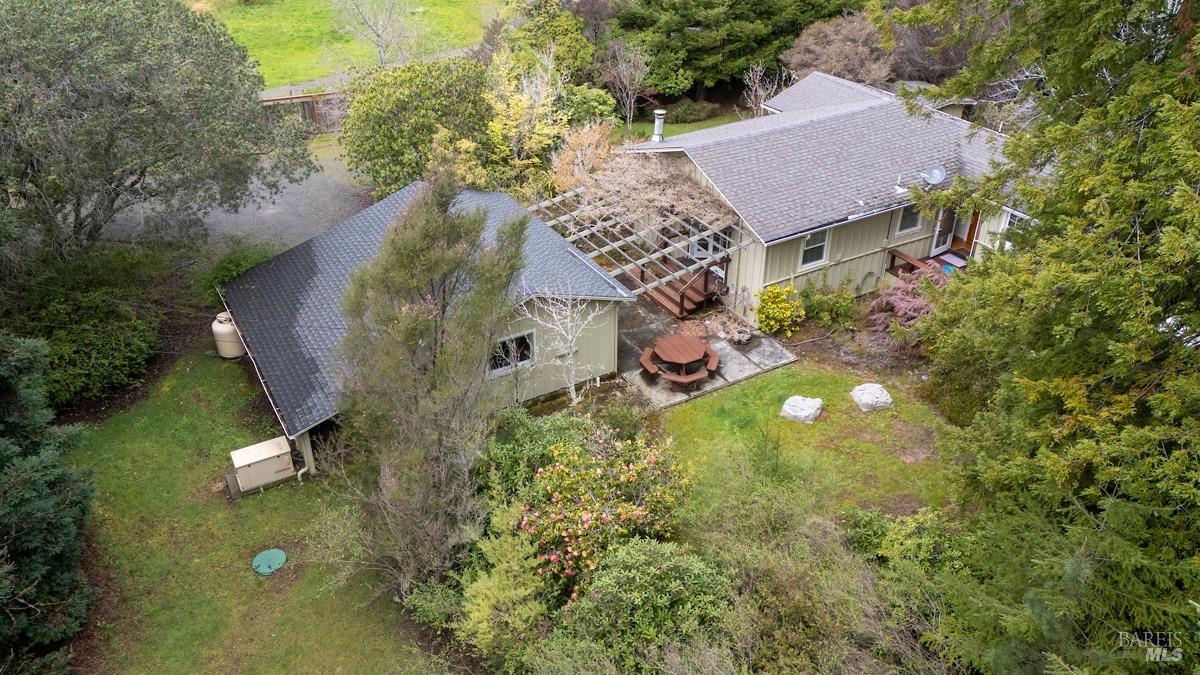 Detail Gallery Image 22 of 24 For 41600 Comptche-Ukiah Rd, Mendocino,  CA 95460 - 2 Beds | 1 Baths