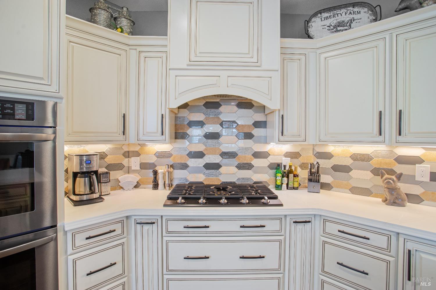 Detail Gallery Image 20 of 95 For 6121 N Vine St, Vacaville,  CA 95688 - 4 Beds | 3 Baths
