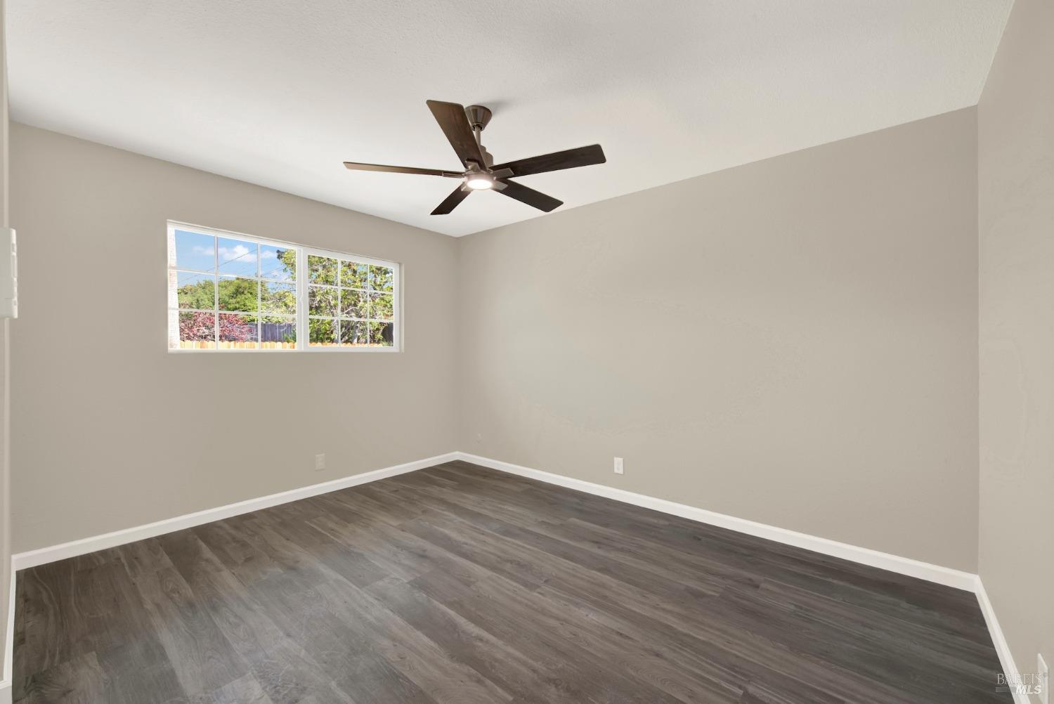 Detail Gallery Image 7 of 18 For 630 Mini Dr, Vallejo,  CA 94589 - 3 Beds | 2 Baths