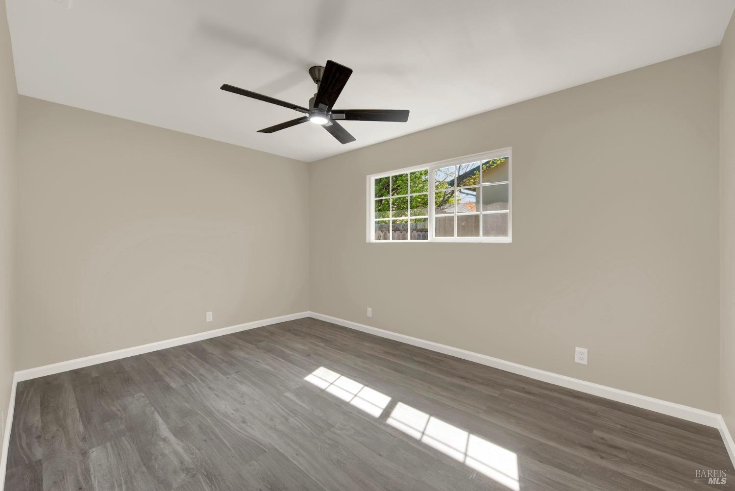 Detail Gallery Image 8 of 18 For 630 Mini Dr, Vallejo,  CA 94589 - 3 Beds | 2 Baths