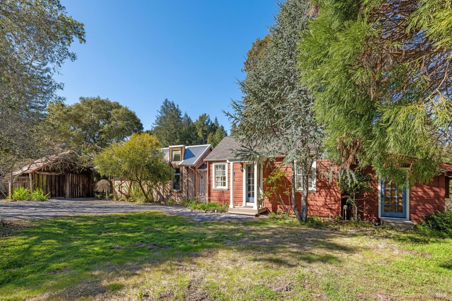 Detail Gallery Image 7 of 40 For 16090 Coleman Valley Rd, Occidental,  CA 95465 - 2 Beds | 2 Baths