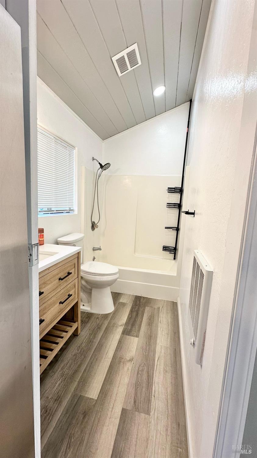 Detail Gallery Image 15 of 34 For 3425 Black Bart Trl, Redwood Valley,  CA 95470 - 2 Beds | 1 Baths