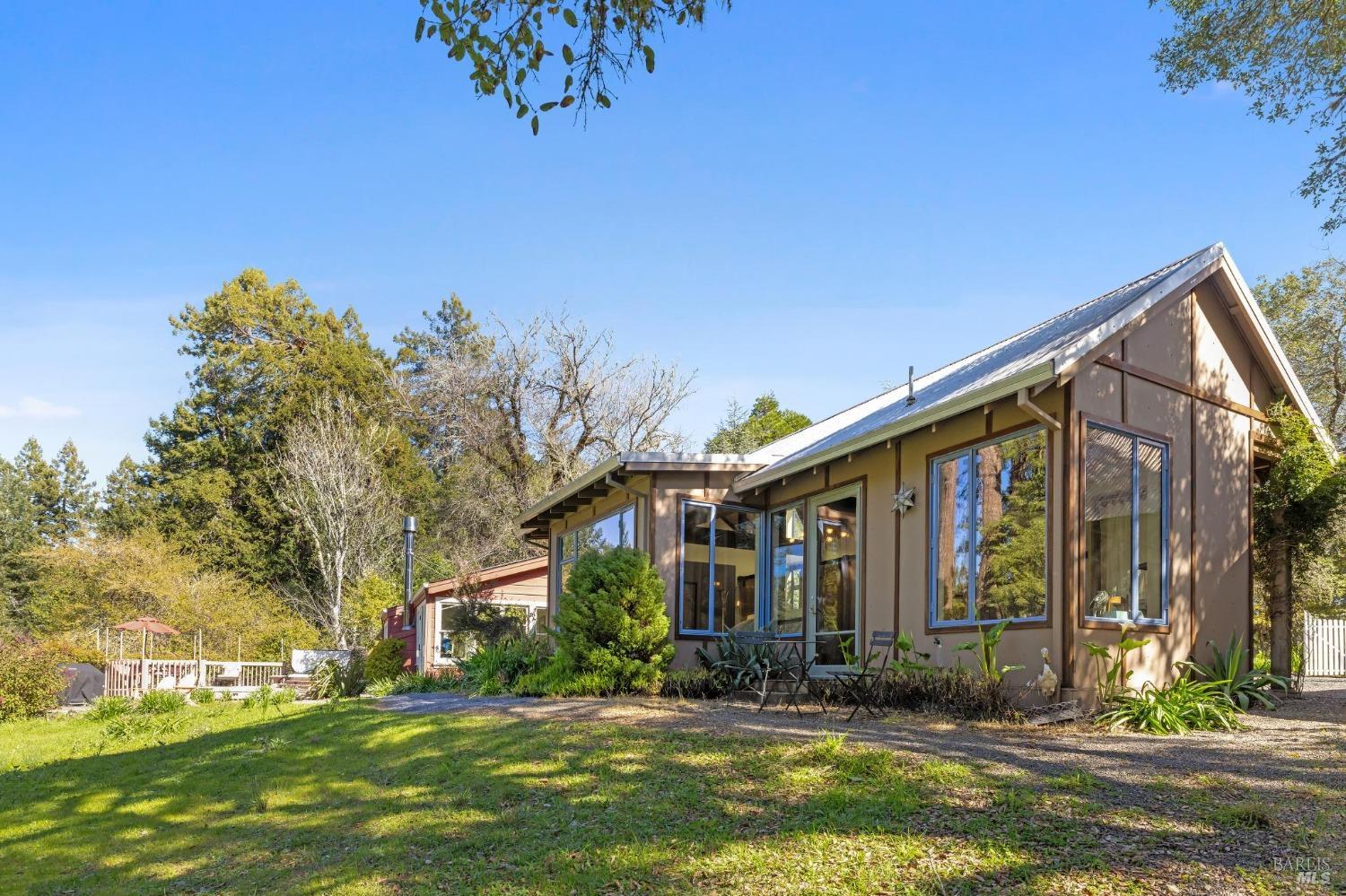 Detail Gallery Image 29 of 40 For 16090 Coleman Valley Rd, Occidental,  CA 95465 - 2 Beds | 2 Baths