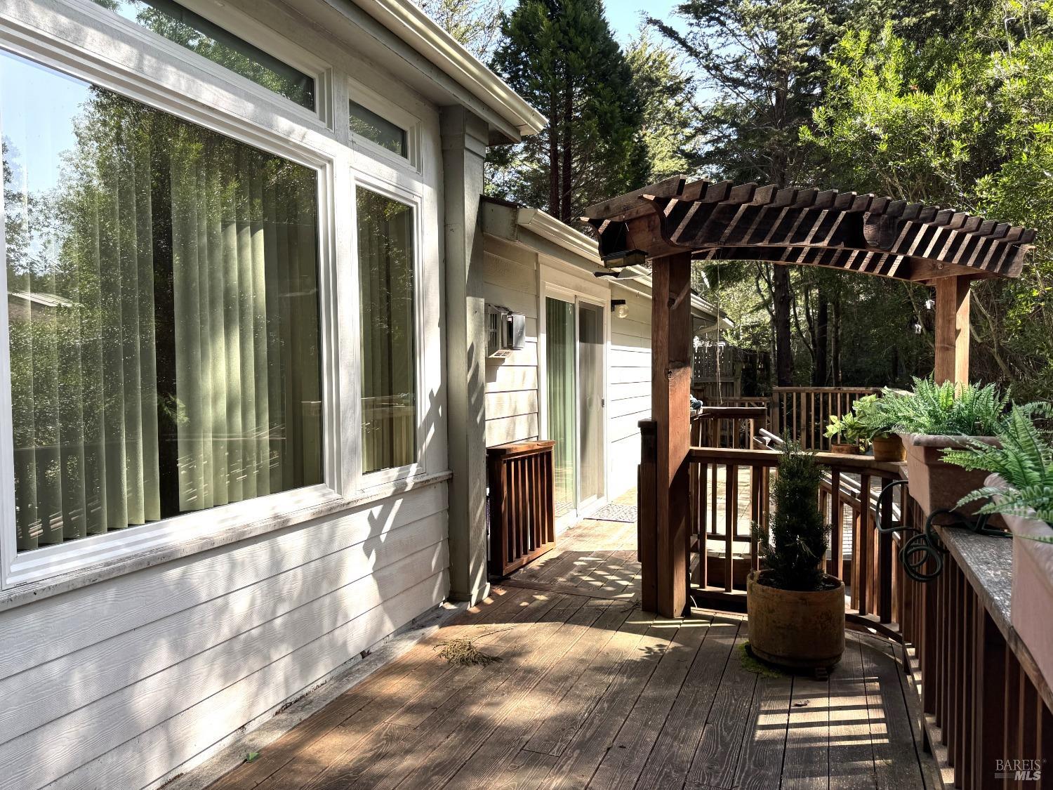 Detail Gallery Image 2 of 23 For 43300 Little River Airport Rd 35, Little River_1,  CA 95456 - 2 Beds | 2 Baths