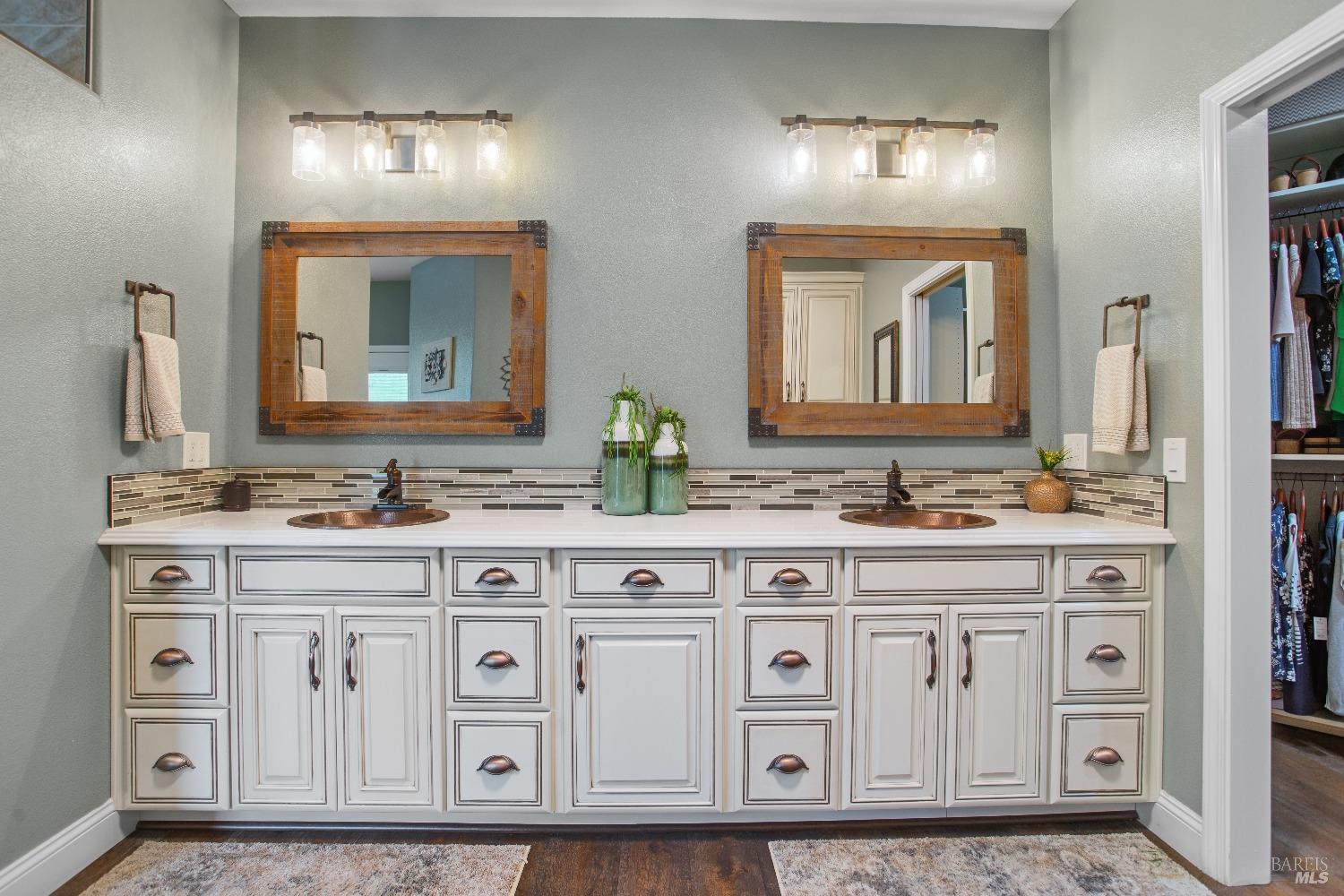 Detail Gallery Image 42 of 95 For 6121 N Vine St, Vacaville,  CA 95688 - 4 Beds | 3 Baths