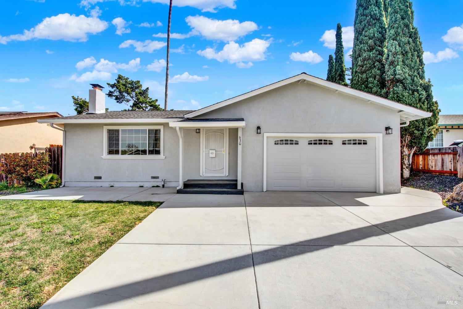 Detail Gallery Image 2 of 18 For 630 Mini Dr, Vallejo,  CA 94589 - 3 Beds | 2 Baths