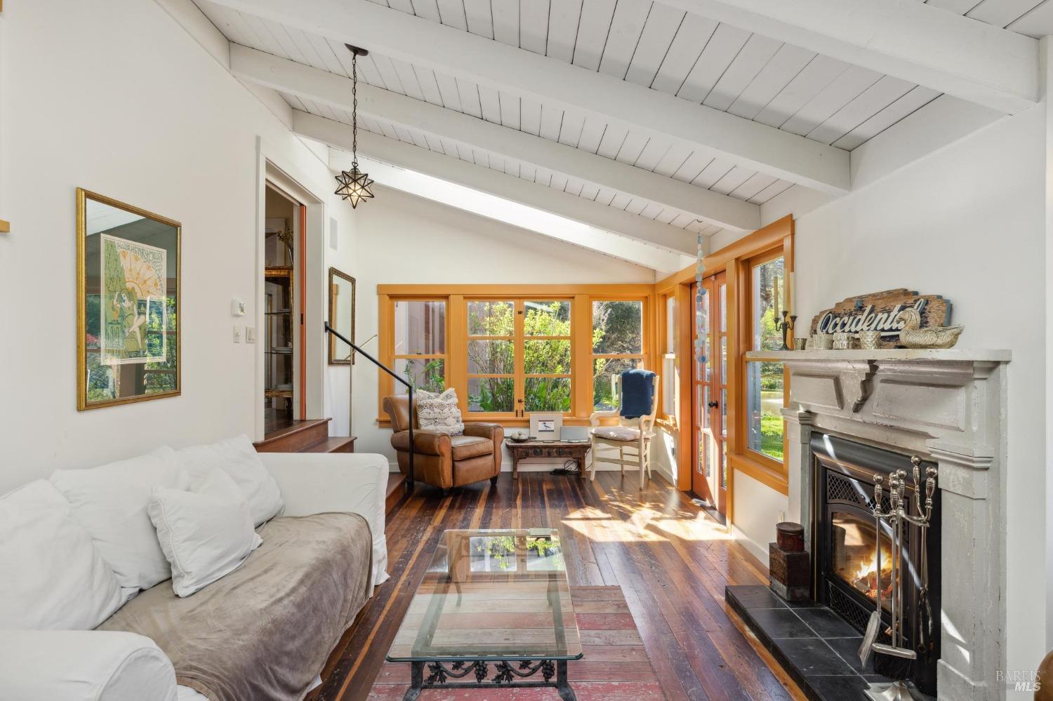 Detail Gallery Image 16 of 40 For 16090 Coleman Valley Rd, Occidental,  CA 95465 - 2 Beds | 2 Baths