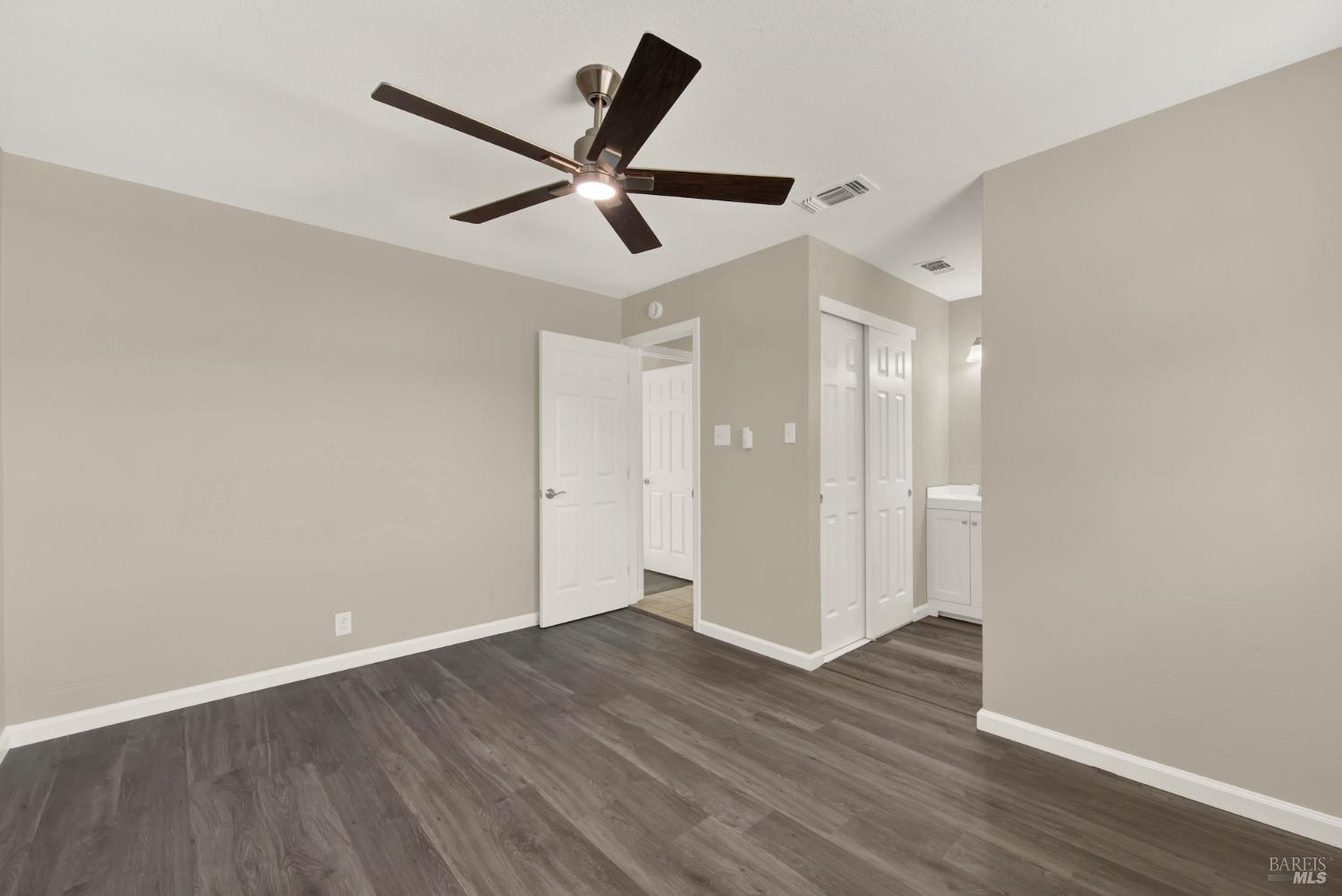 Detail Gallery Image 10 of 18 For 630 Mini Dr, Vallejo,  CA 94589 - 3 Beds | 2 Baths