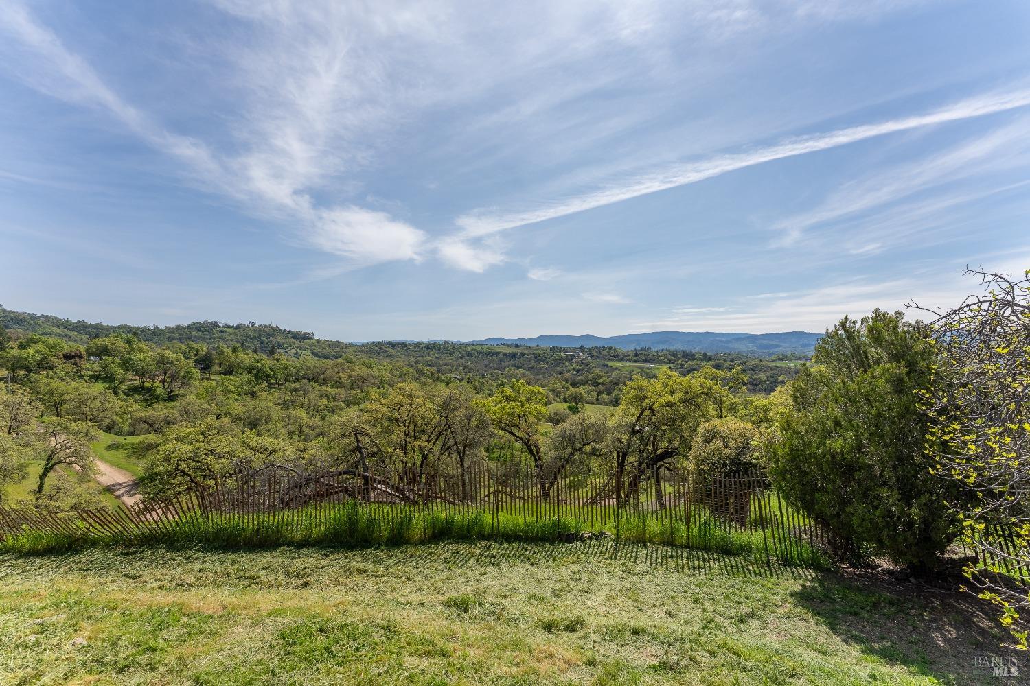 Detail Gallery Image 23 of 34 For 3425 Black Bart Trl, Redwood Valley,  CA 95470 - 2 Beds | 1 Baths