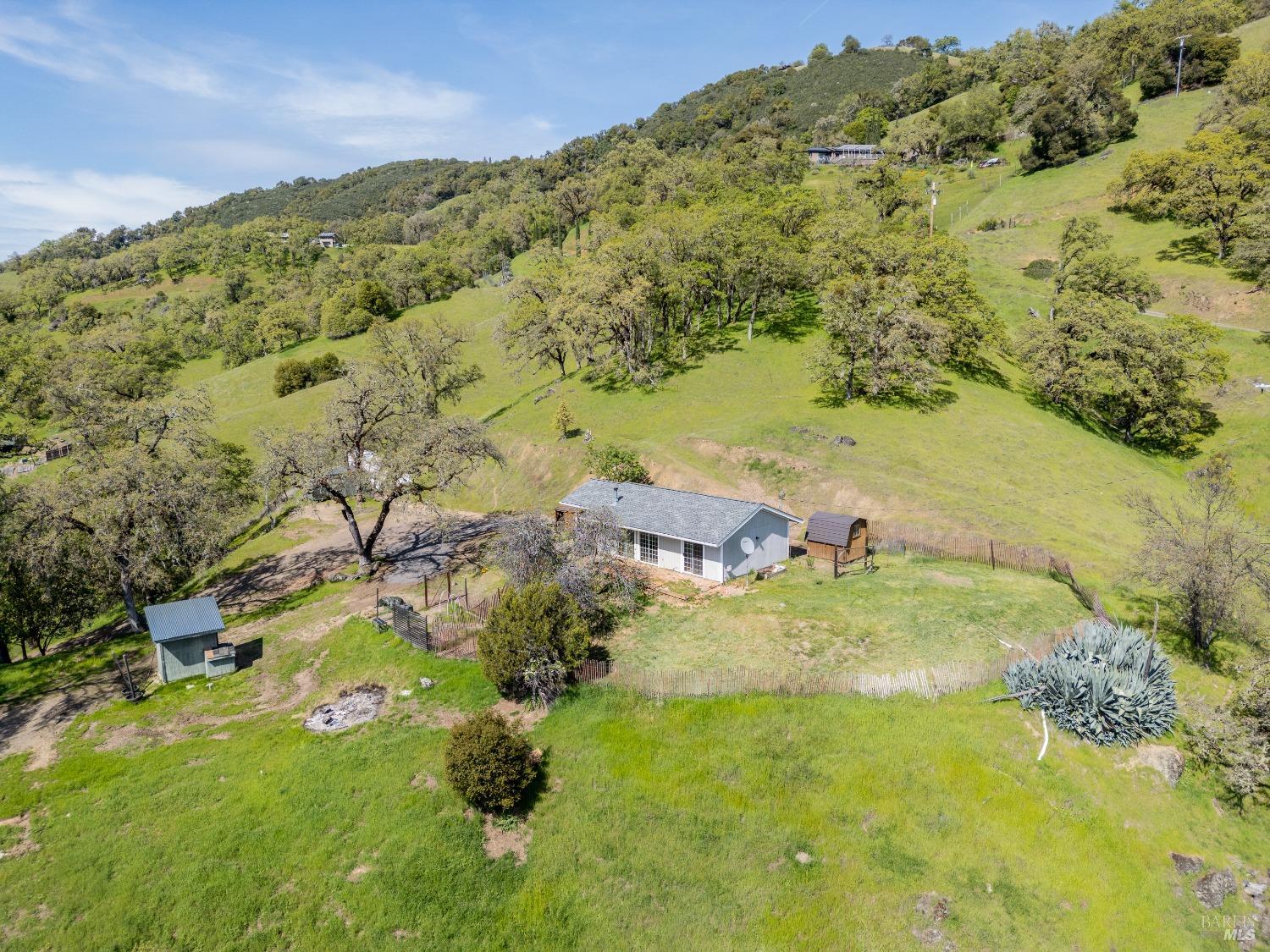 Detail Gallery Image 29 of 34 For 3425 Black Bart Trl, Redwood Valley,  CA 95470 - 2 Beds | 1 Baths