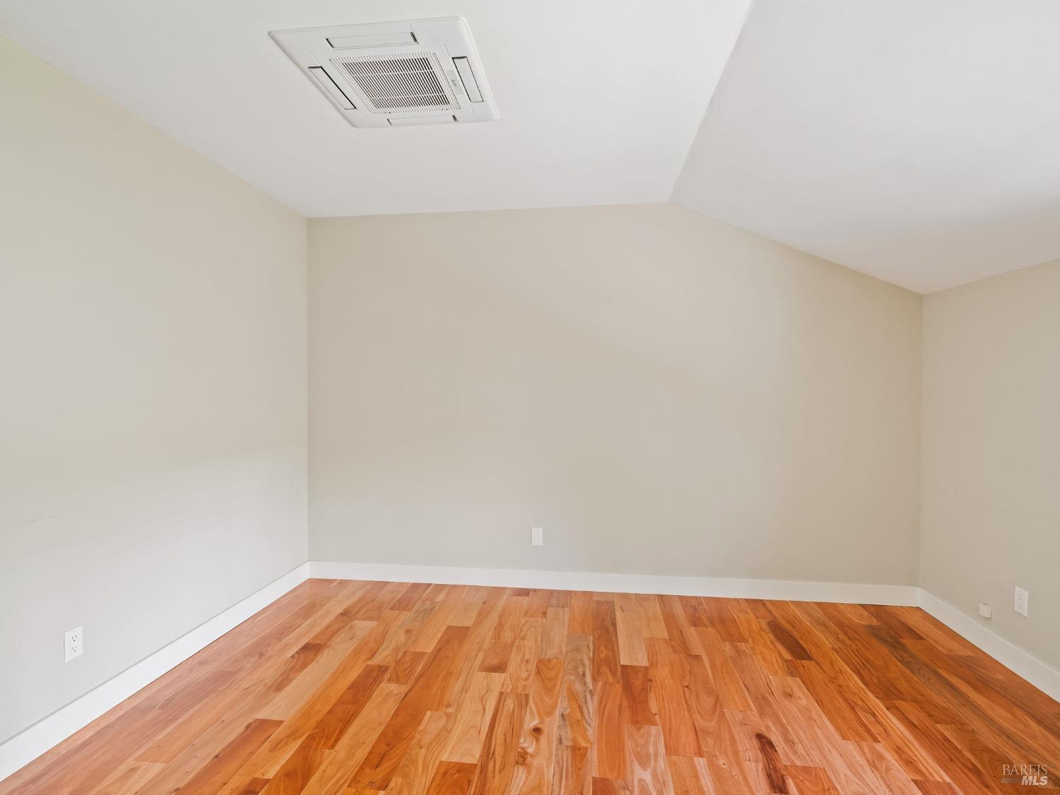 Detail Gallery Image 25 of 41 For 8330 Highway 128 Hwy, Philo,  CA 95466 - 2 Beds | 2 Baths