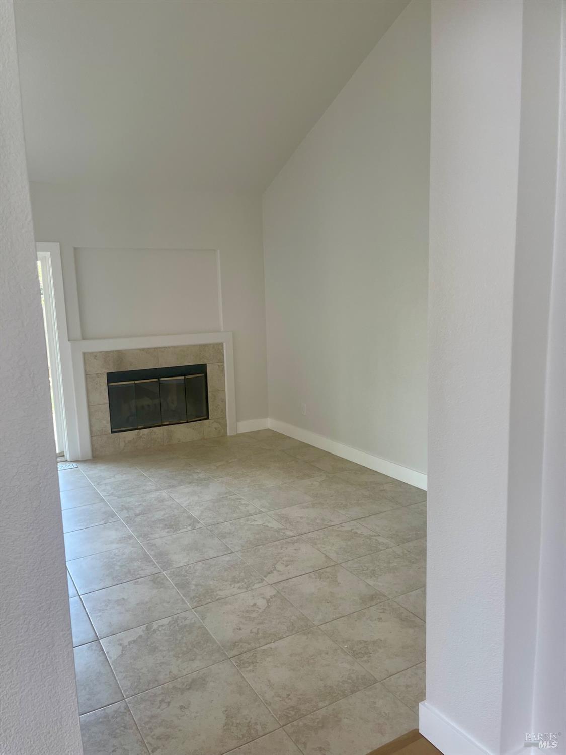 Detail Gallery Image 44 of 52 For 2442 Bay Hill Dr, Fairfield,  CA 94534 - 4 Beds | 2 Baths
