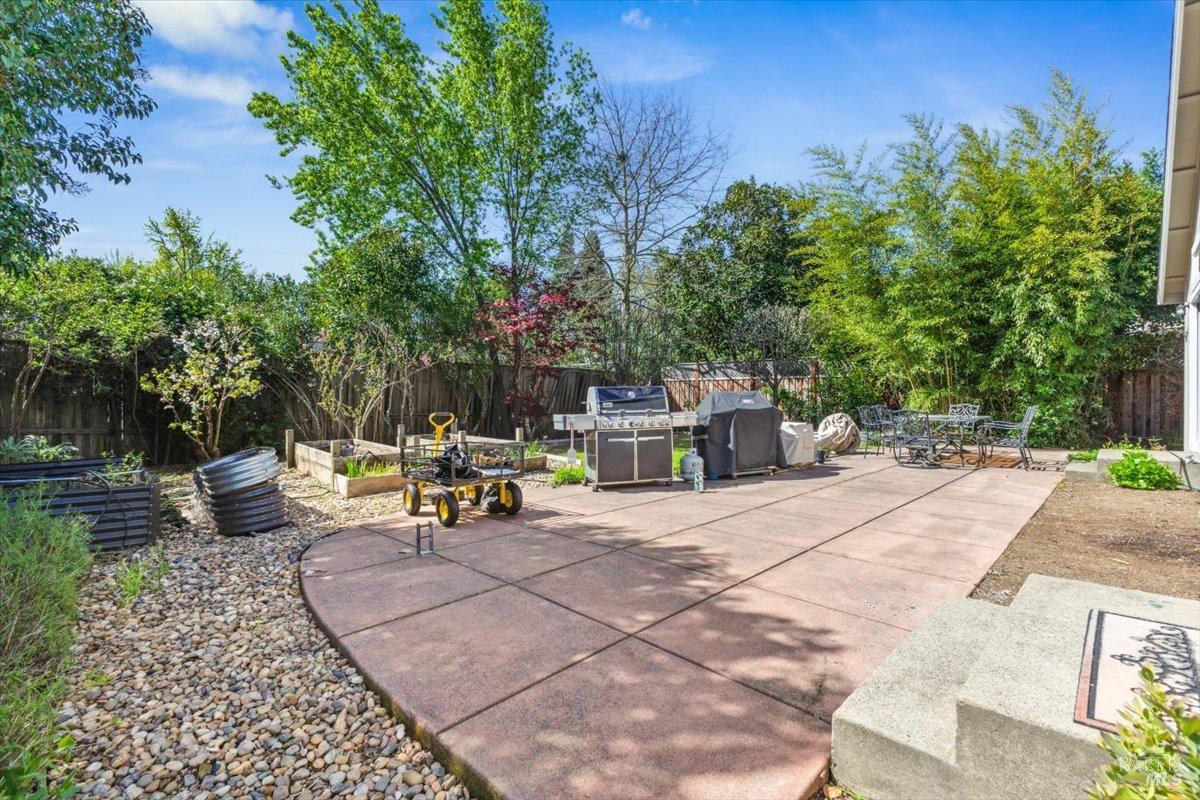 Detail Gallery Image 32 of 39 For 15401 Thomas St, Glen Ellen,  CA 95442 - 3 Beds | 2 Baths