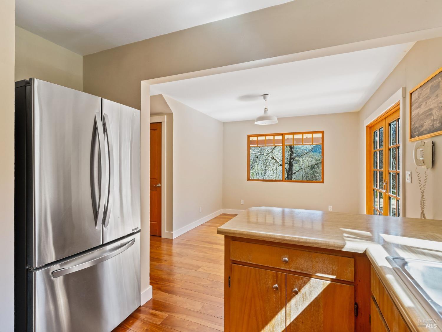 Detail Gallery Image 11 of 41 For 8330 Highway 128 Hwy, Philo,  CA 95466 - 2 Beds | 2 Baths