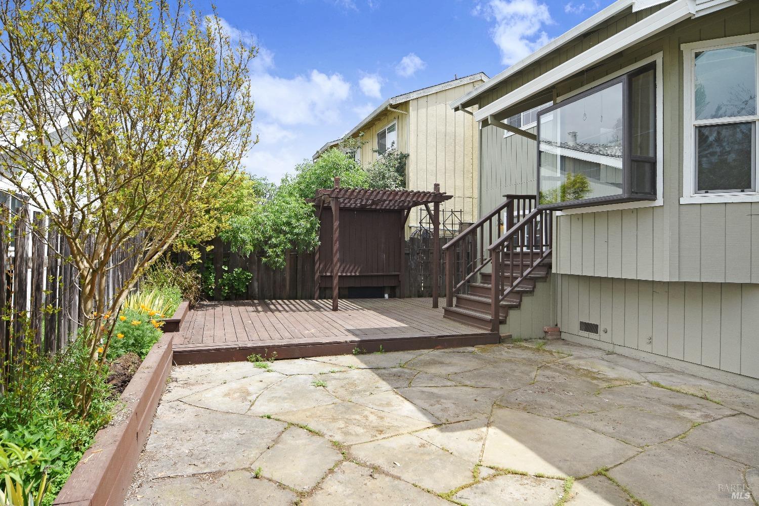 Detail Gallery Image 28 of 29 For 1728 Arroyo Sierra Cir, Santa Rosa,  CA 95405 - 3 Beds | 2/1 Baths