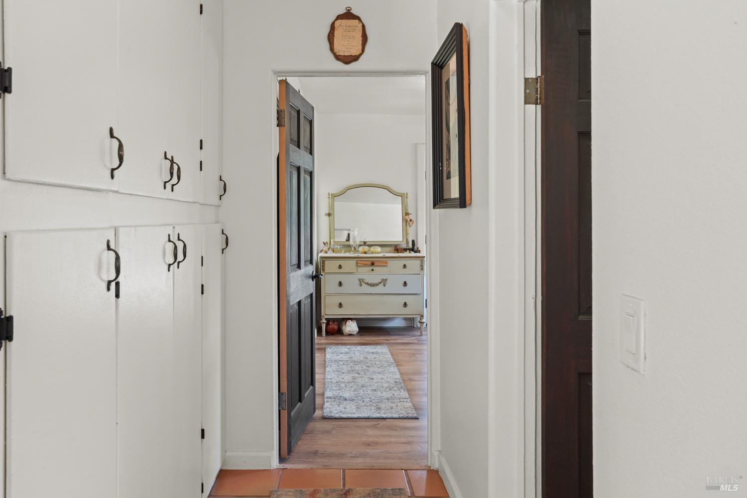 Detail Gallery Image 13 of 39 For 5490 Eastside Calpella Rd, Ukiah,  CA 95482 - 4 Beds | 3 Baths